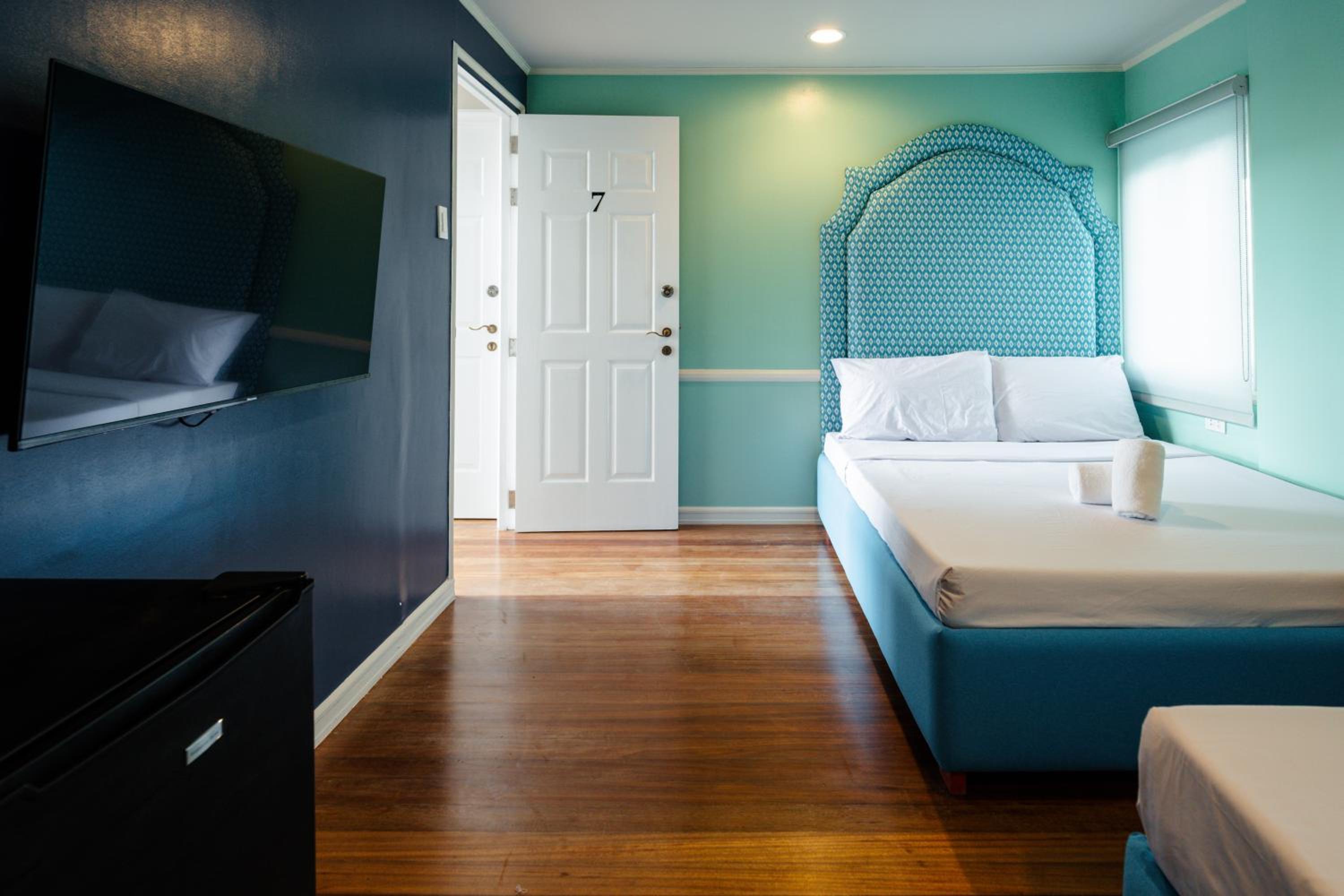 Superior Room with two Queen beds photo 2