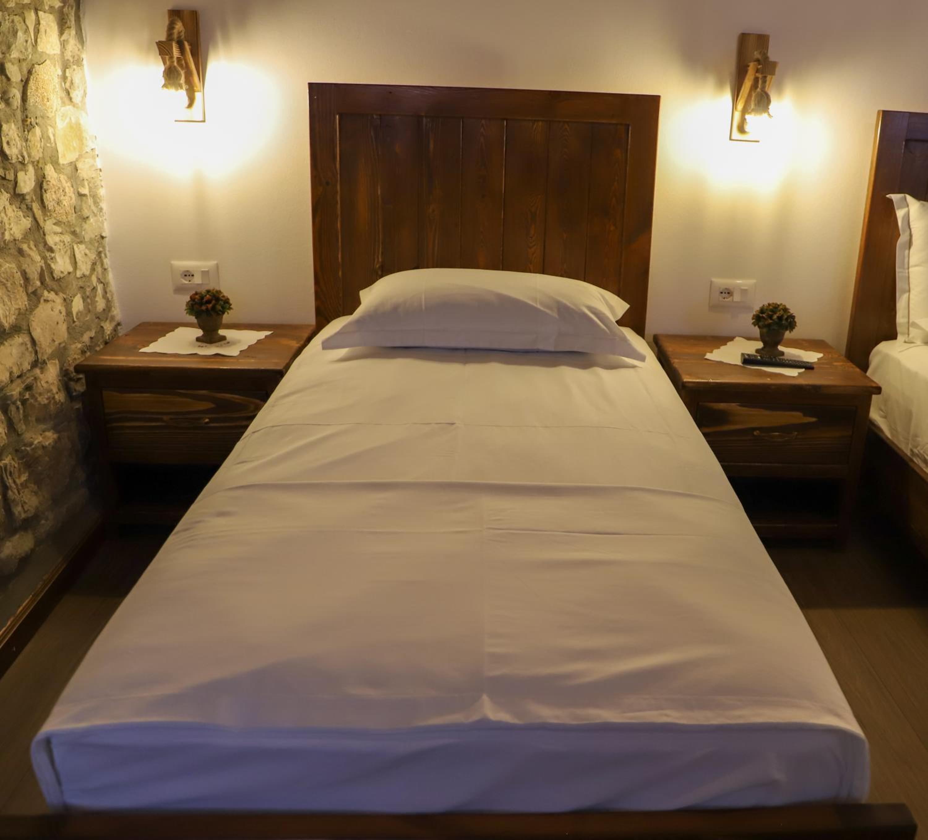 Deluxe Double or Twin Room photo 1