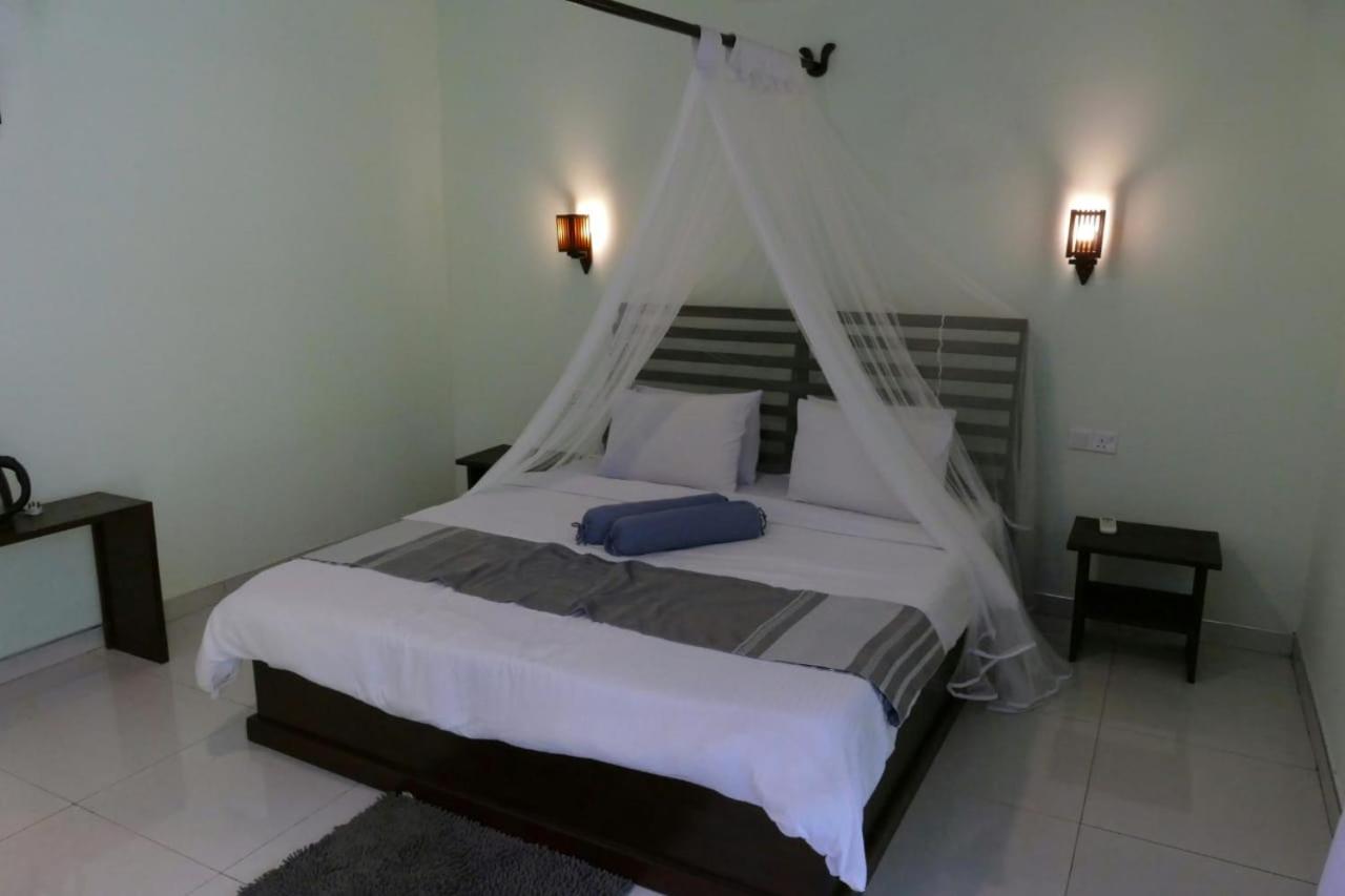 Deluxe Room (2 Adults + 1 Child) photo 3