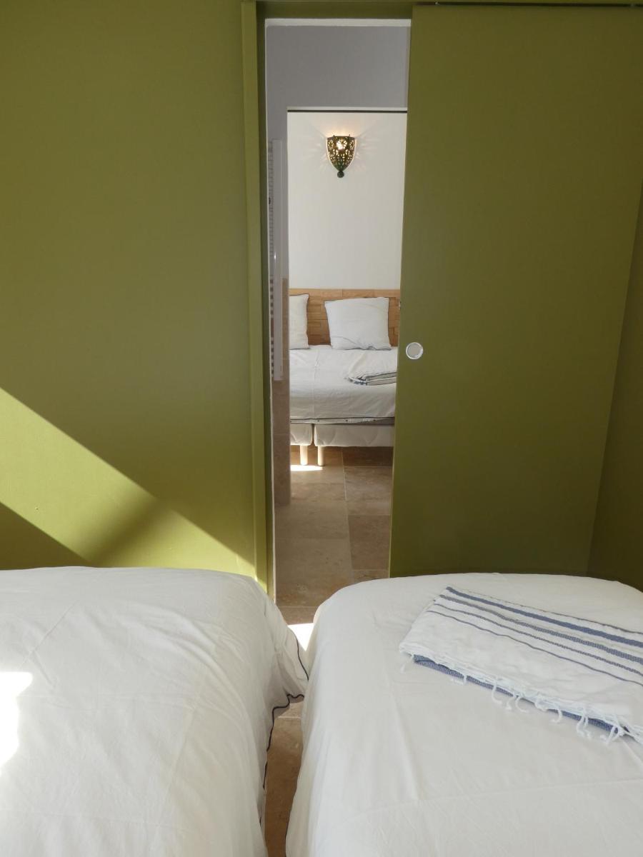 Two-Bedroom House photo 3
