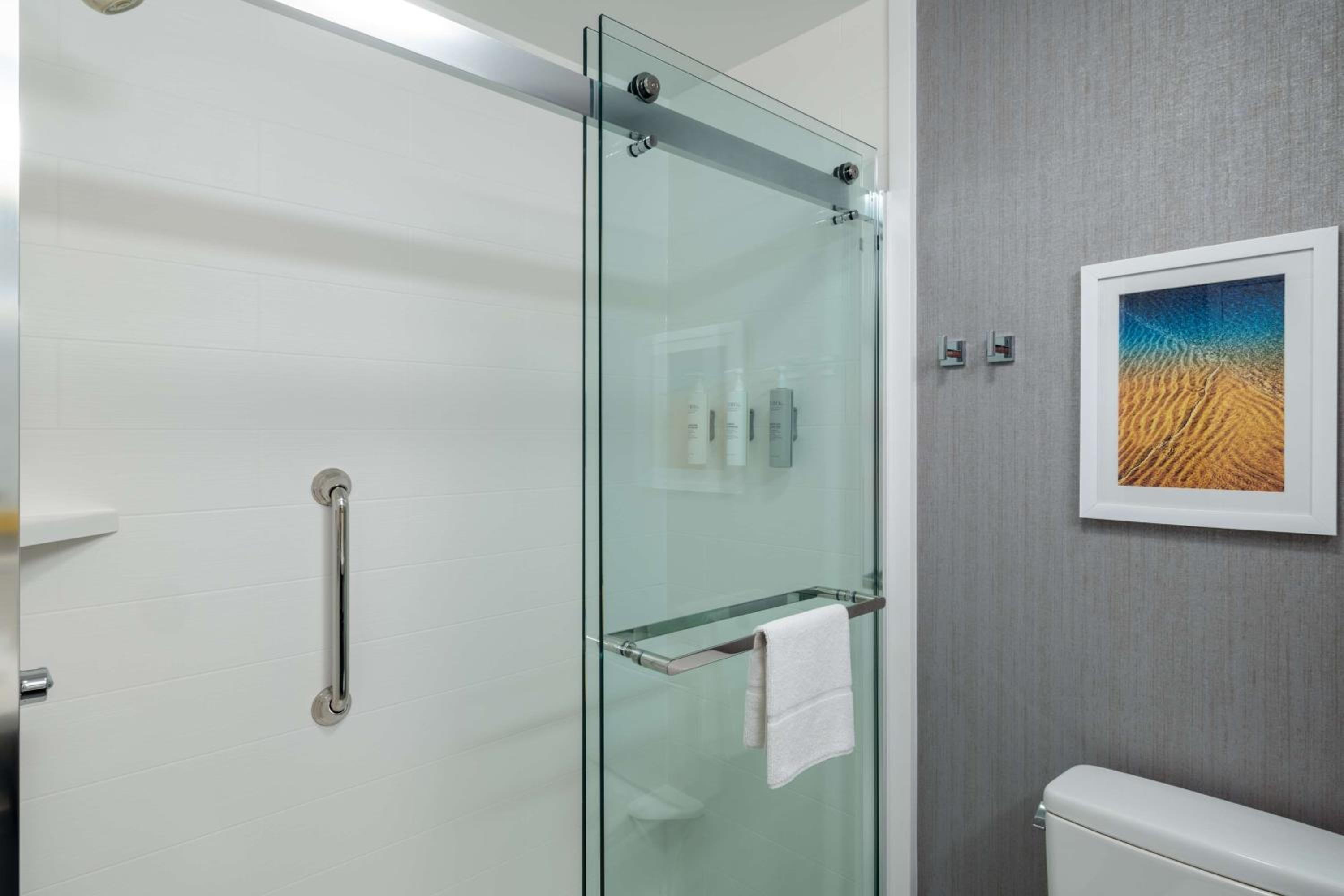 King Studio Suite - Non-Smoking - Photo 3