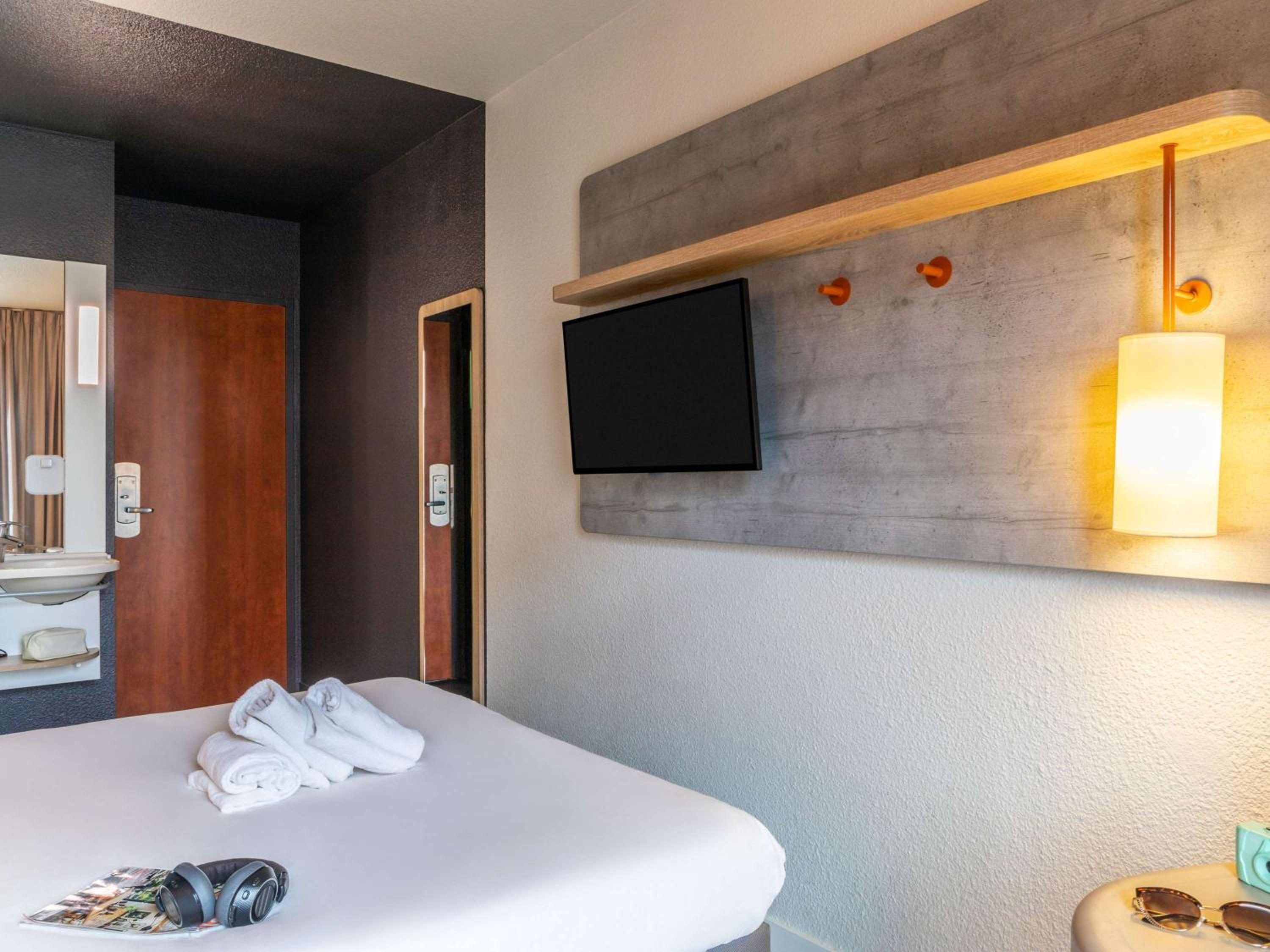 Double Room - Photo 17