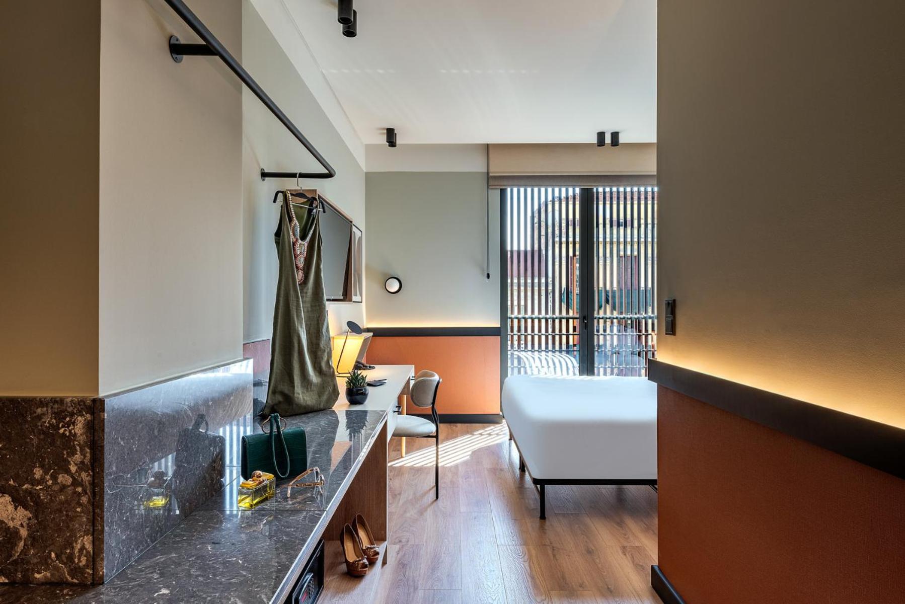 Superior Double or Twin Room - Photo 6