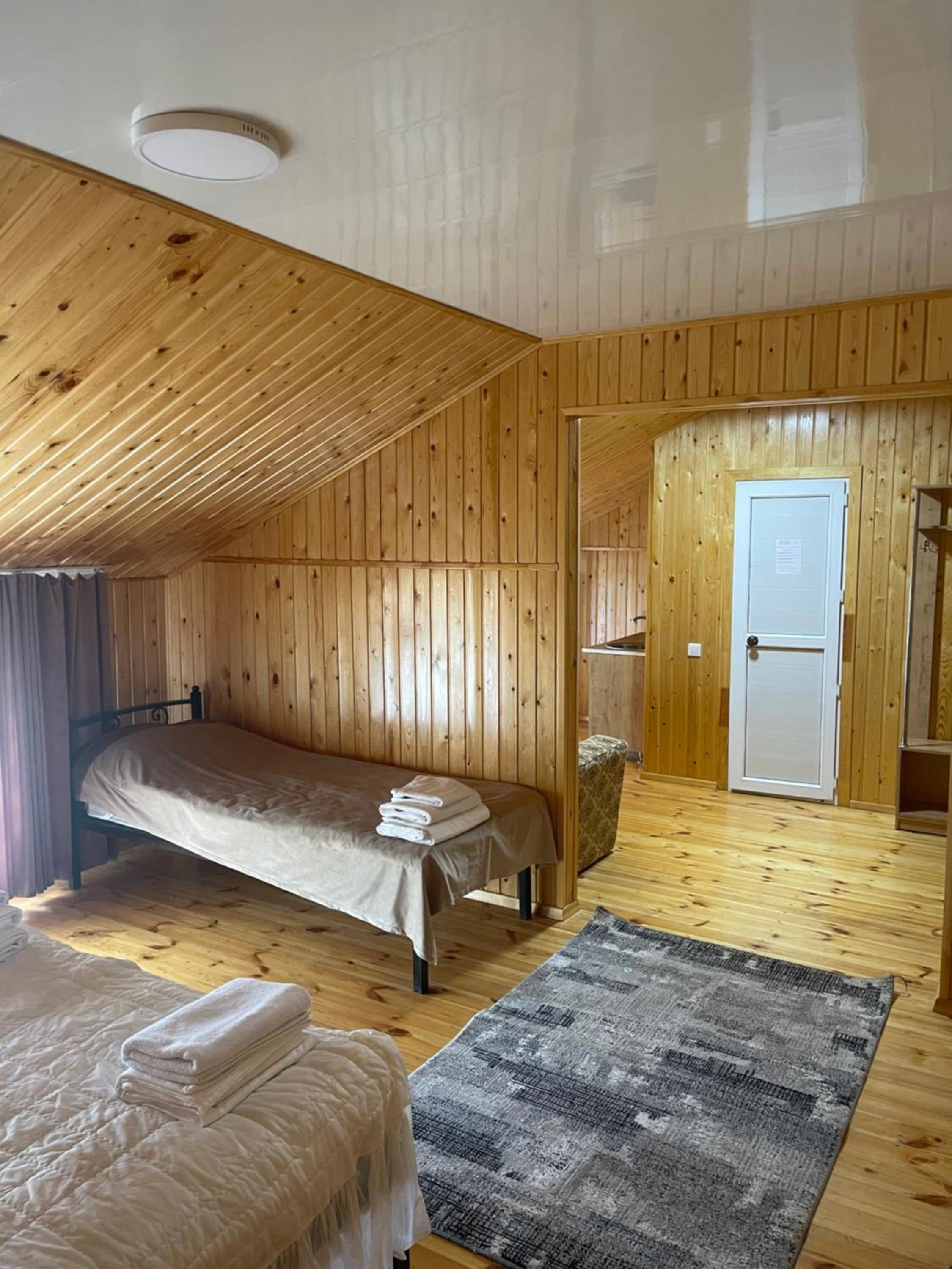 Deluxe Triple Room photo 3