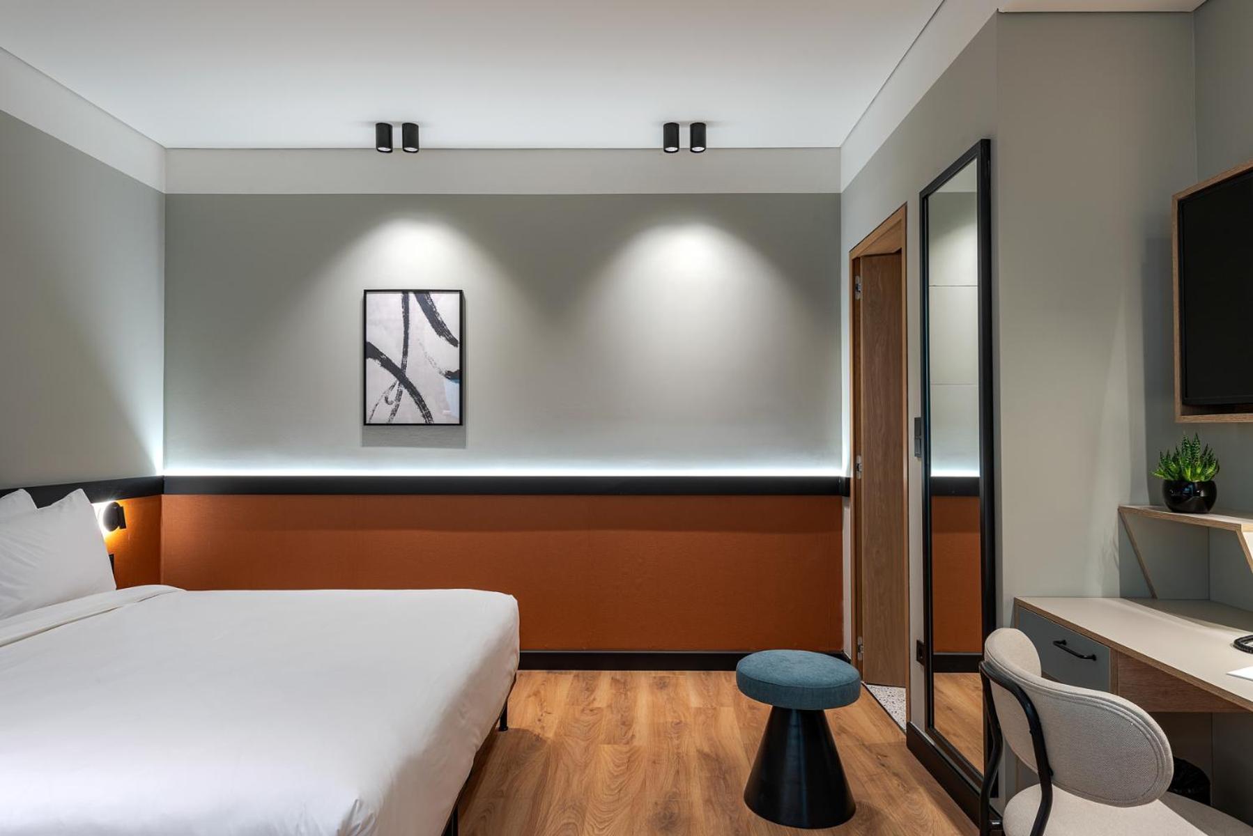Superior Double or Twin Room with Terrace - Photo 3