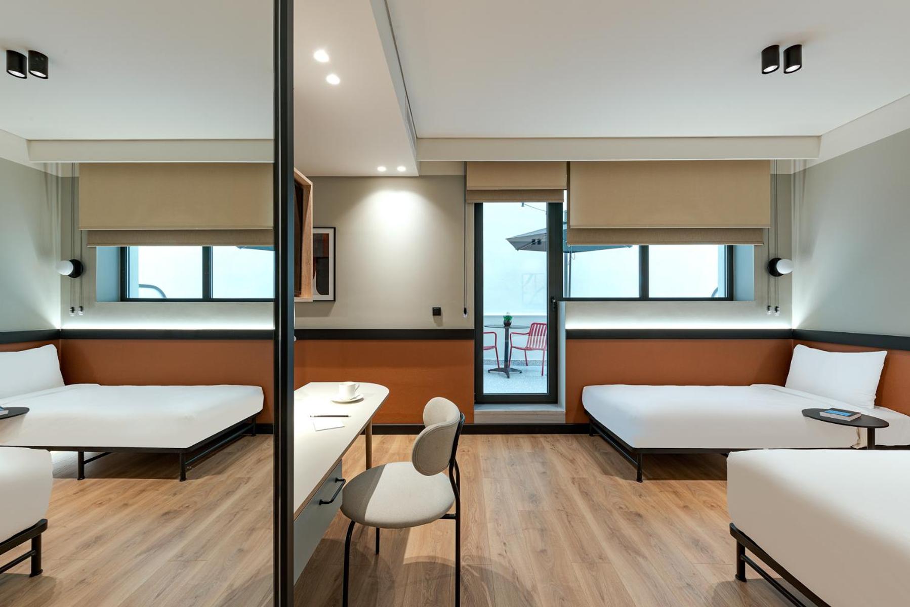 Superior Double or Twin Room with Terrace - Photo 2