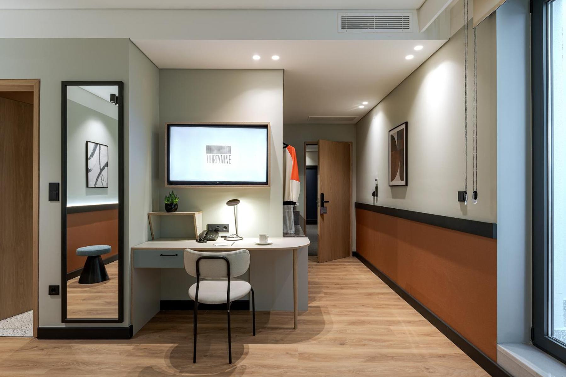 Superior Double or Twin Room with Terrace - Photo 7