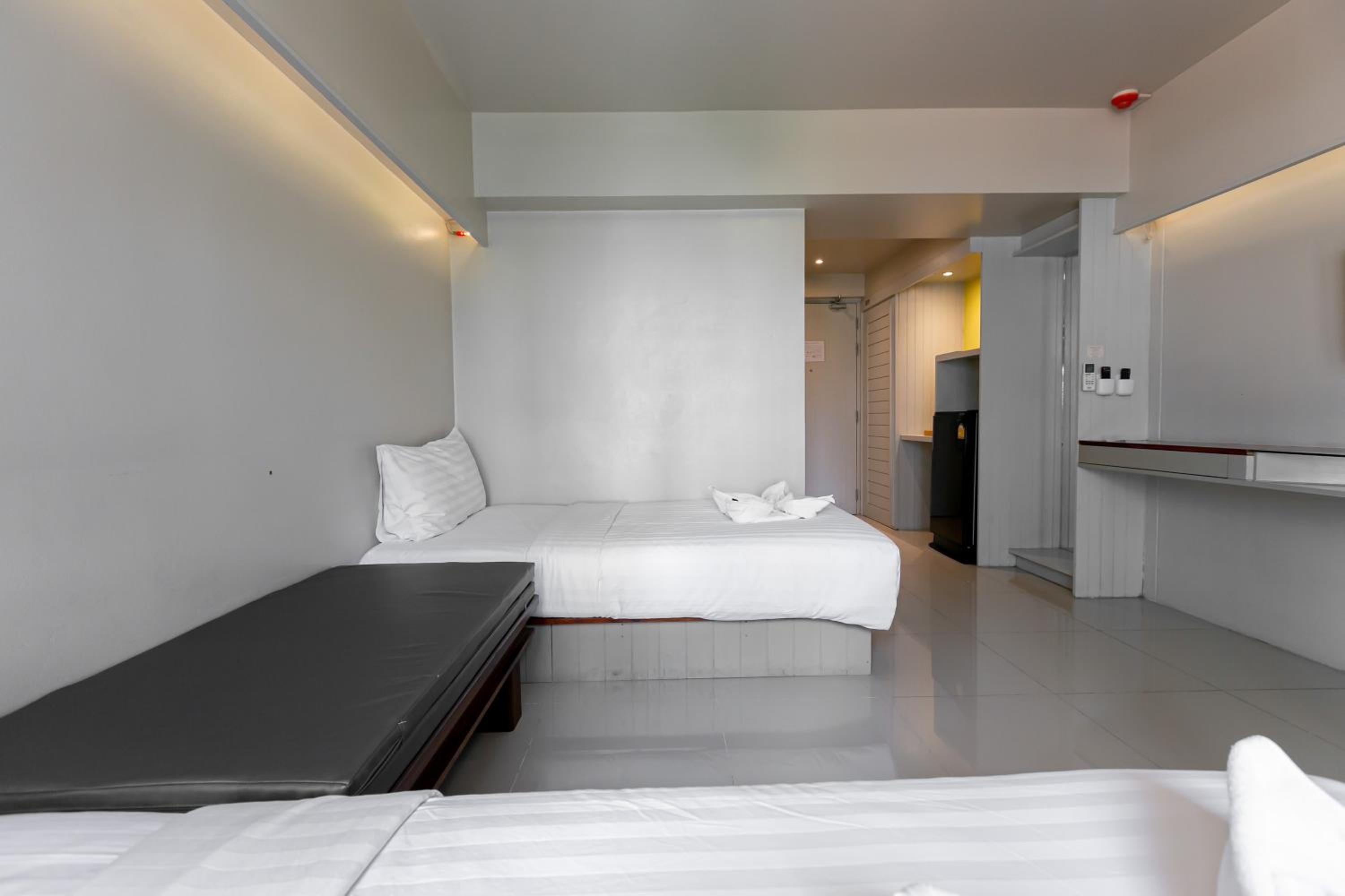 Superior Twin Room photo 3