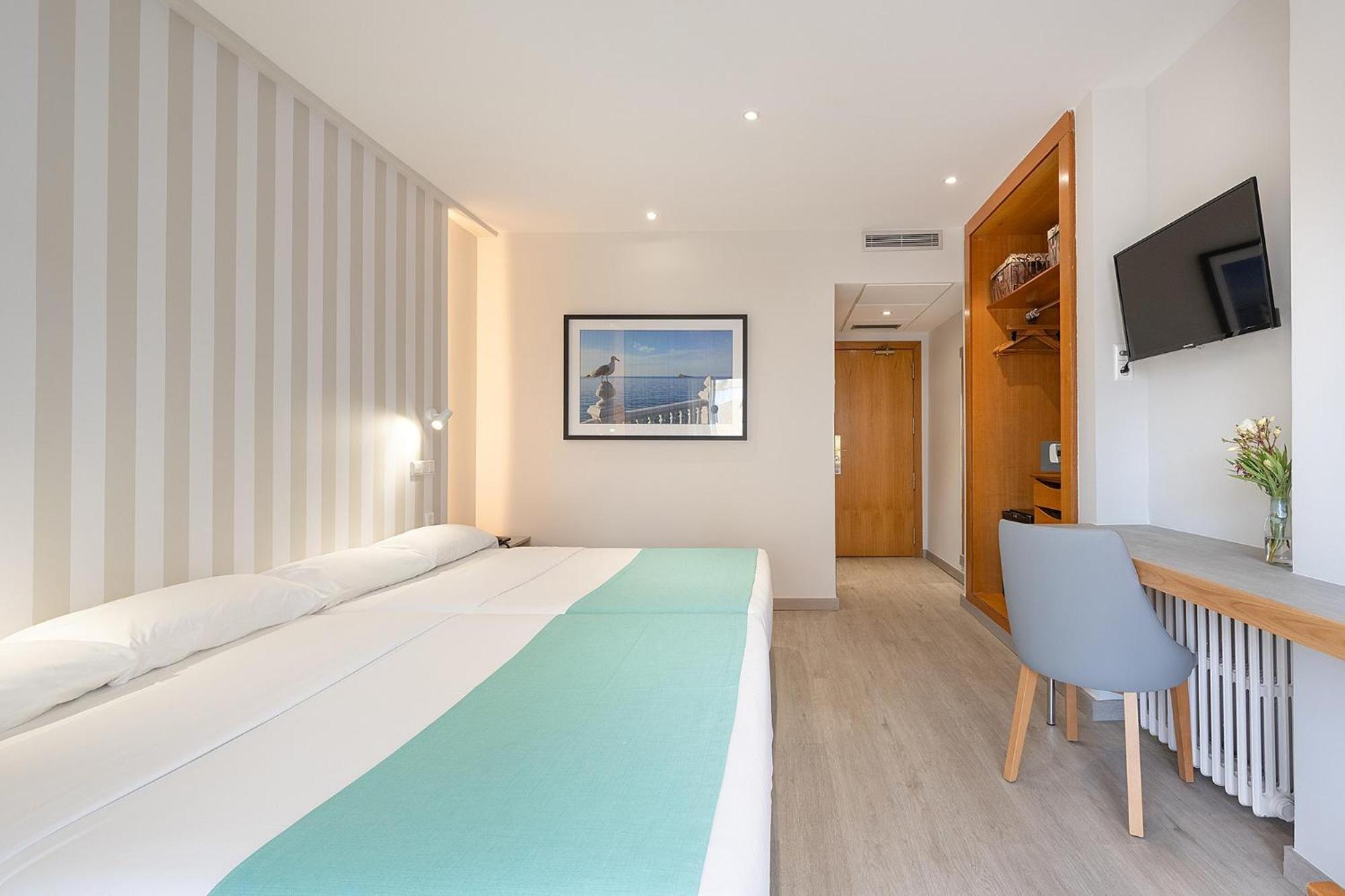 Double or Twin Room (2 Adults)