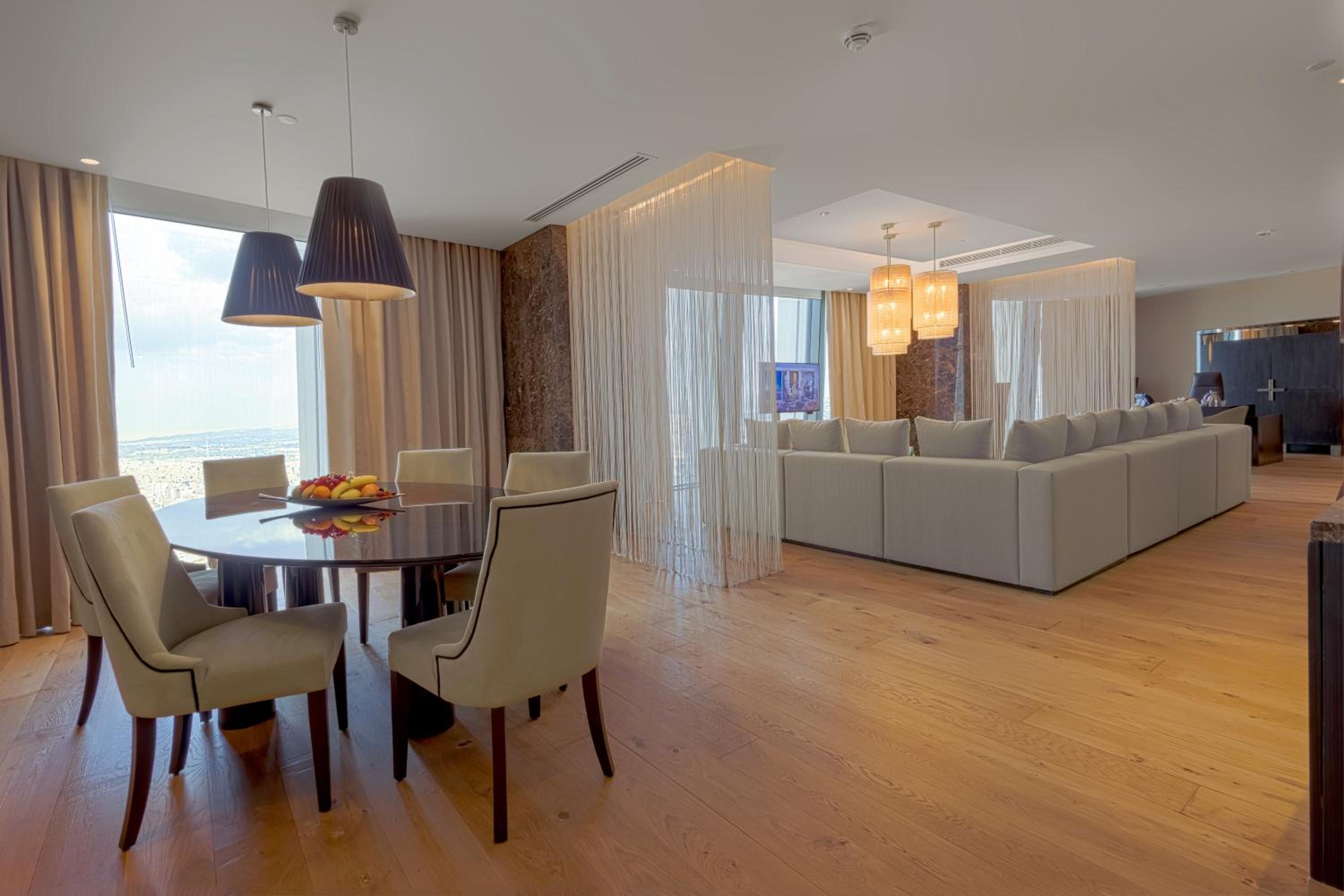 Crown Suite Boulevard View photo 2