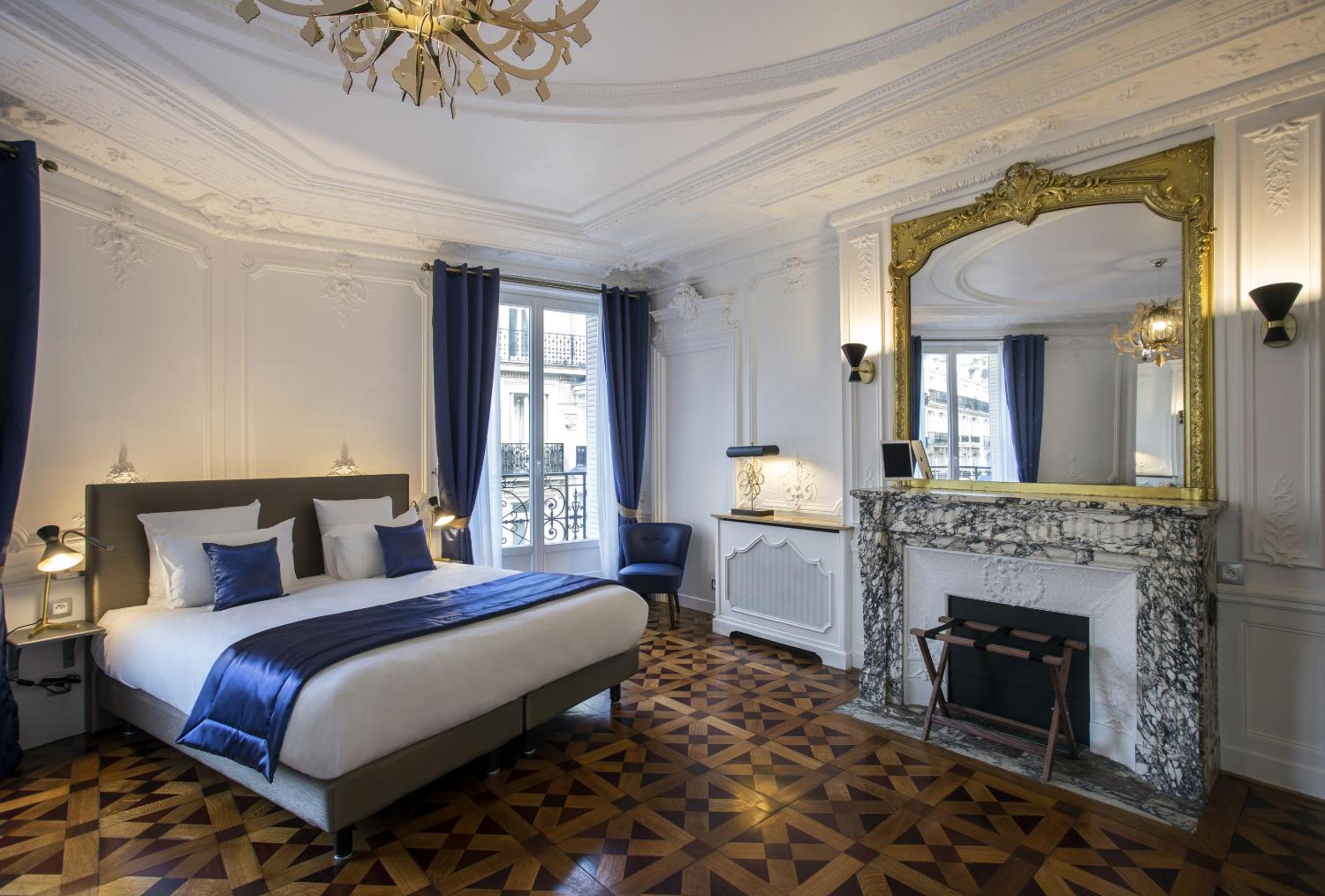 Suite with Balcony photo 2
