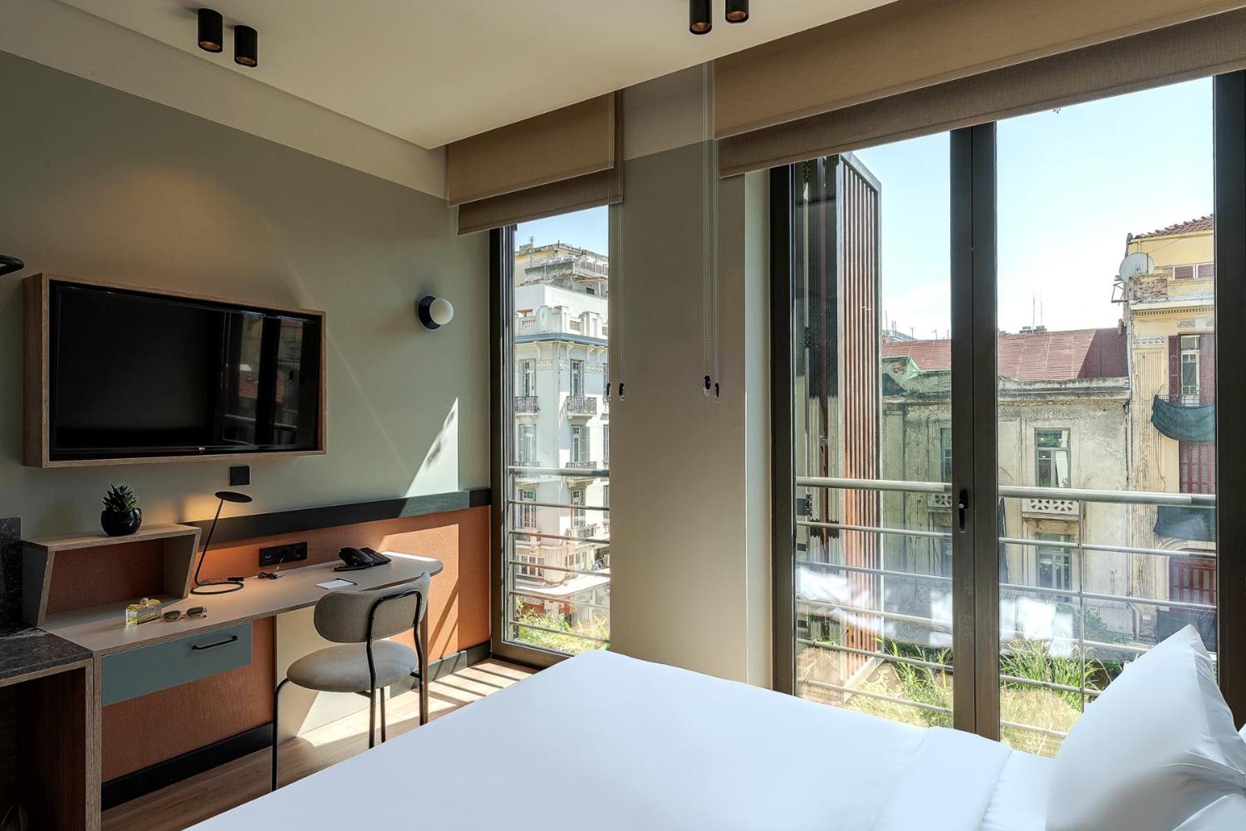 Superior Double Room - Photo 8