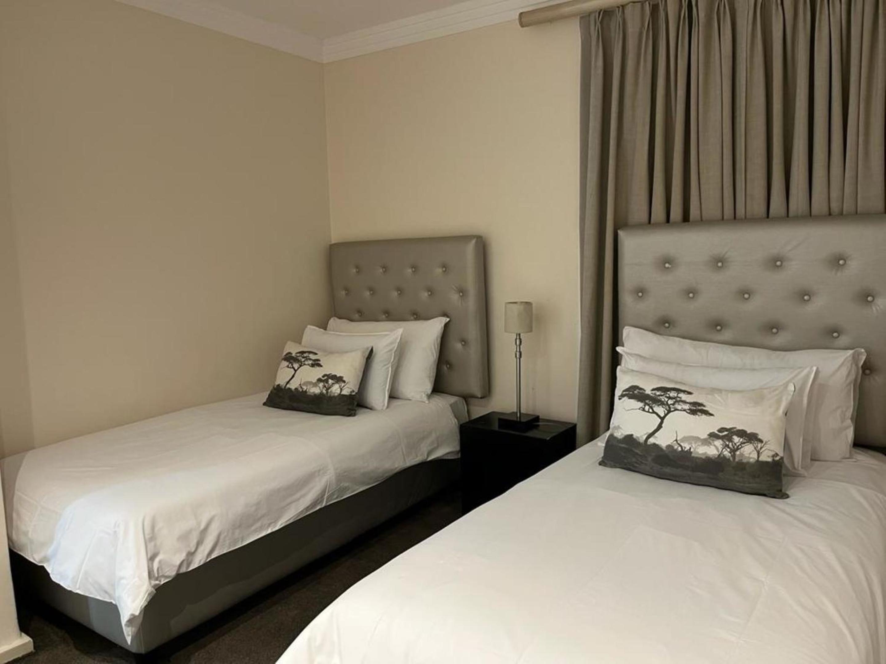 Two-Bedroom Apartment - Photo 16