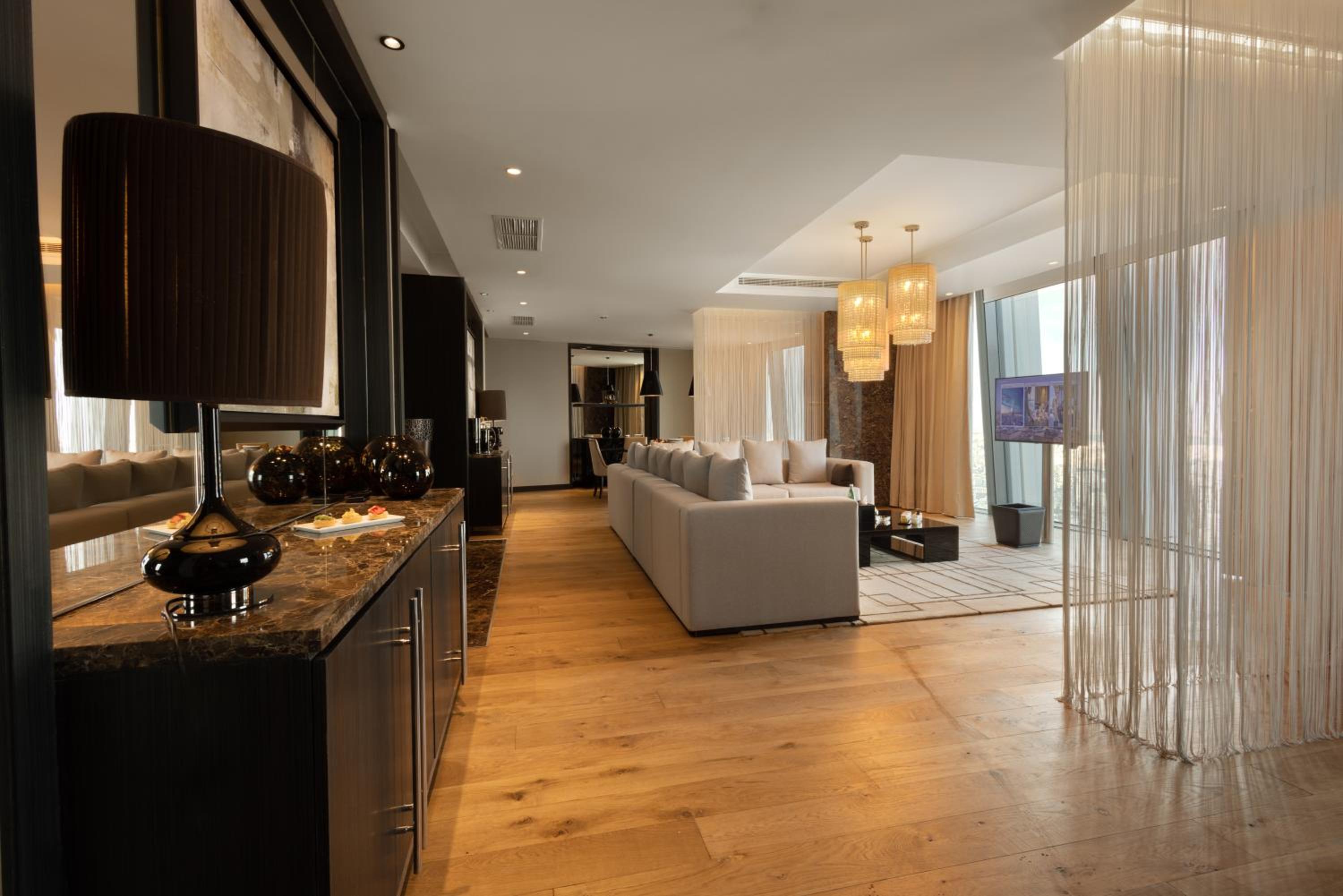 Crown Suite Boulevard View photo 3