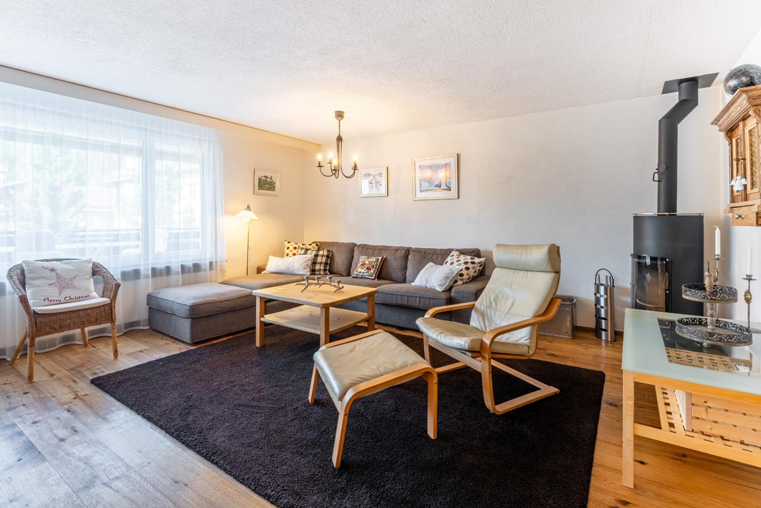 Apartment photo 1