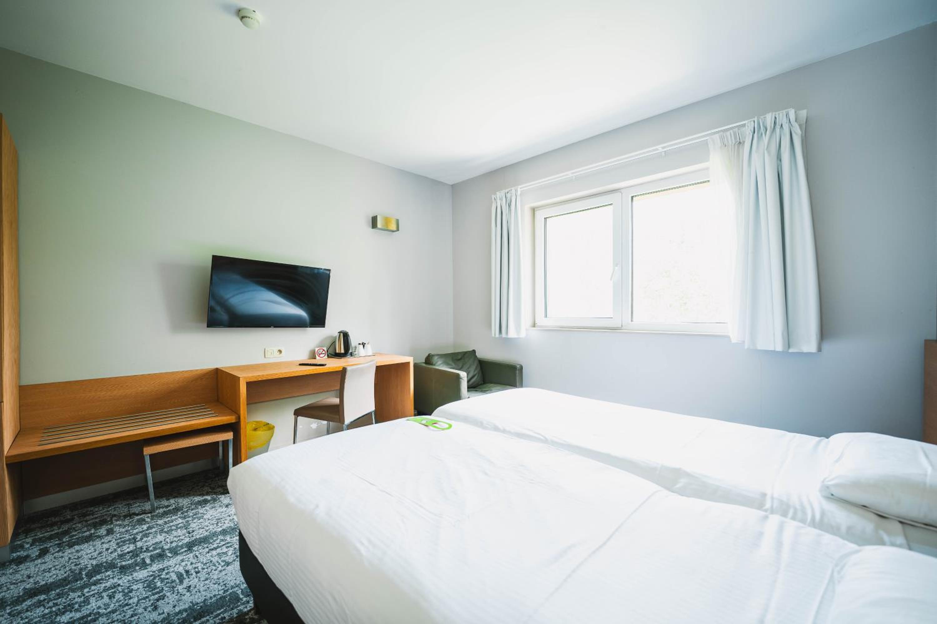 Superior Twin Room photo 2