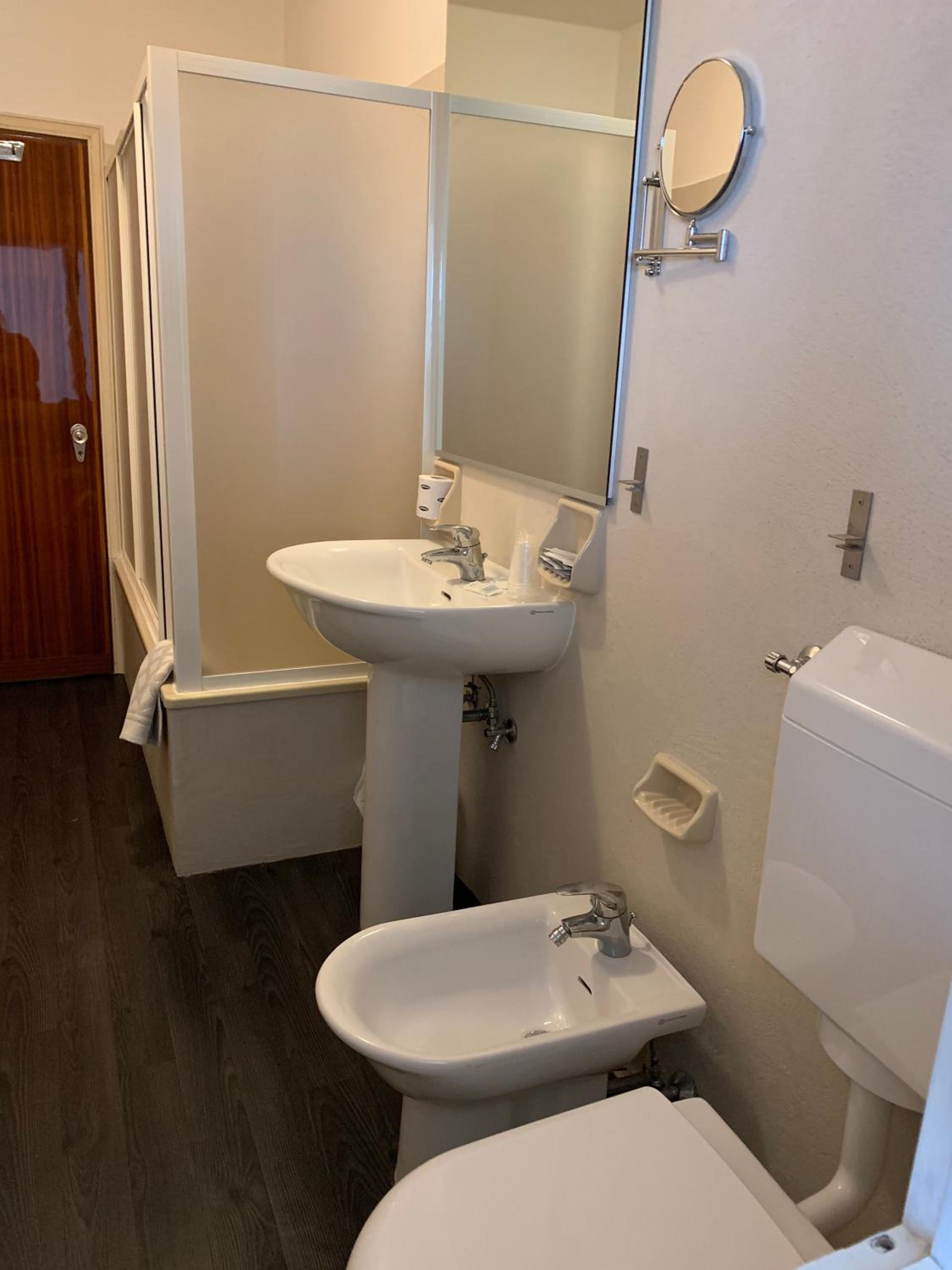 Quadruple Room photo 3