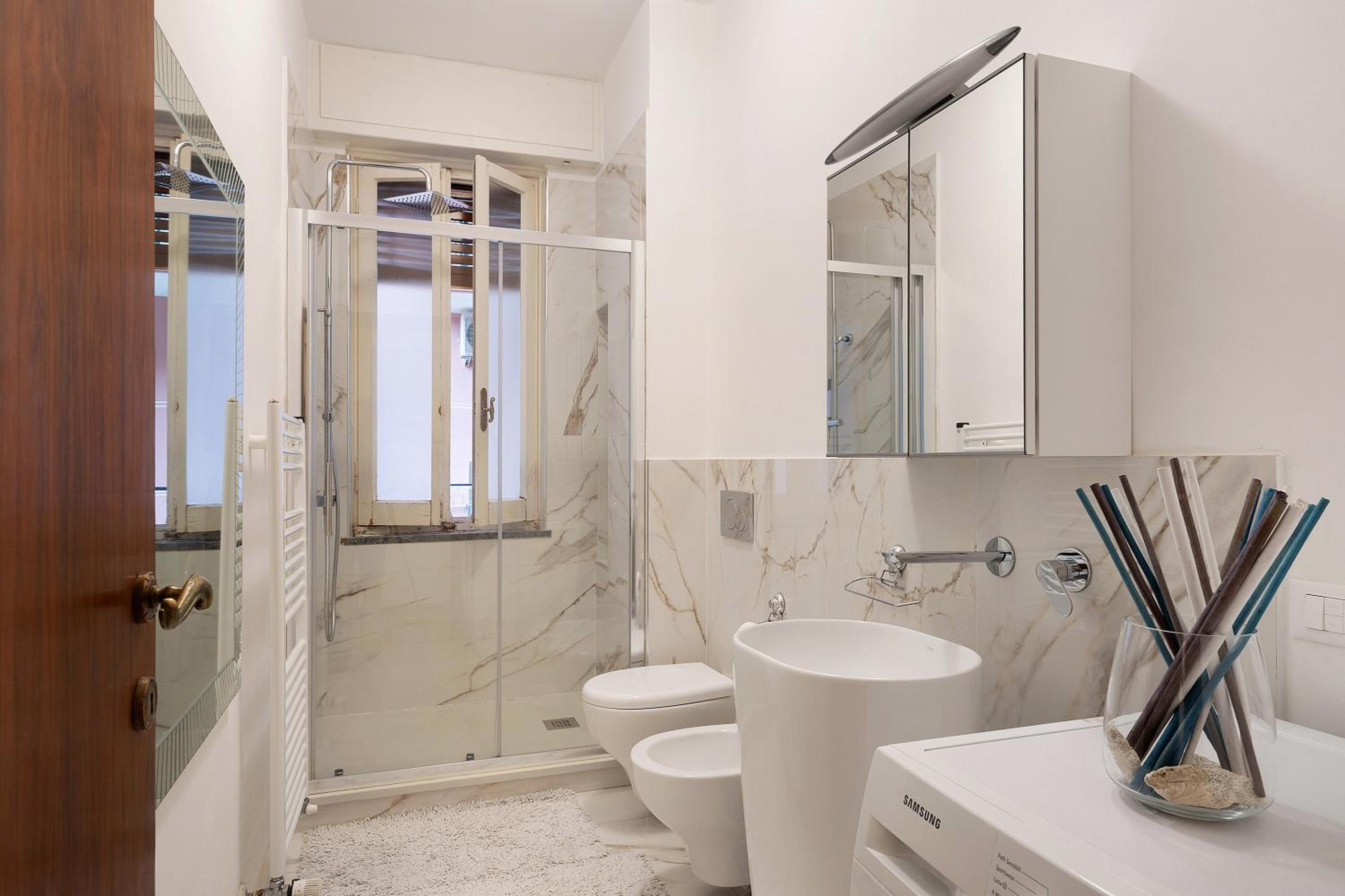 Superior One-Bedroom Apartment With Balcony photo 3