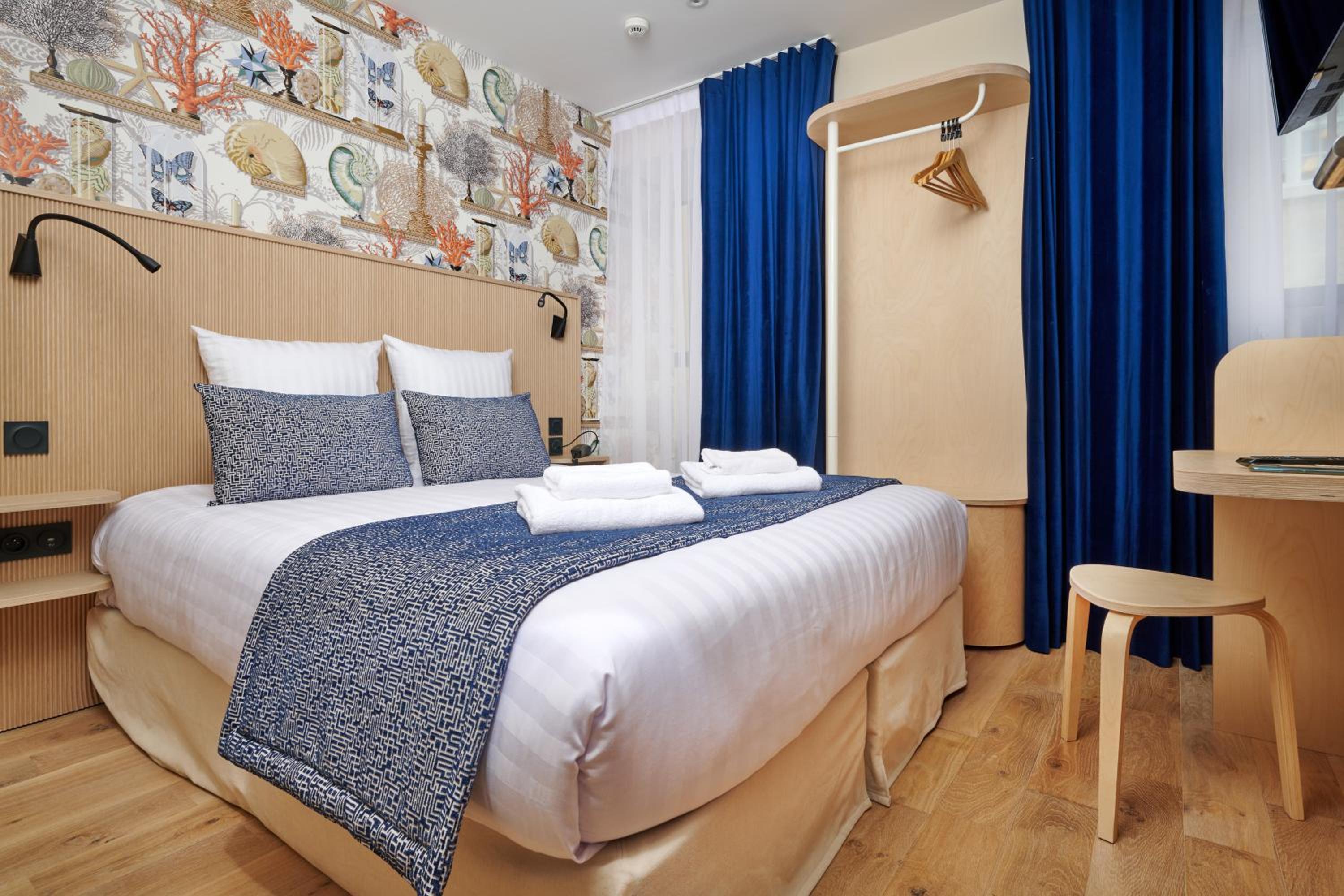 Standard Double Room photo 2