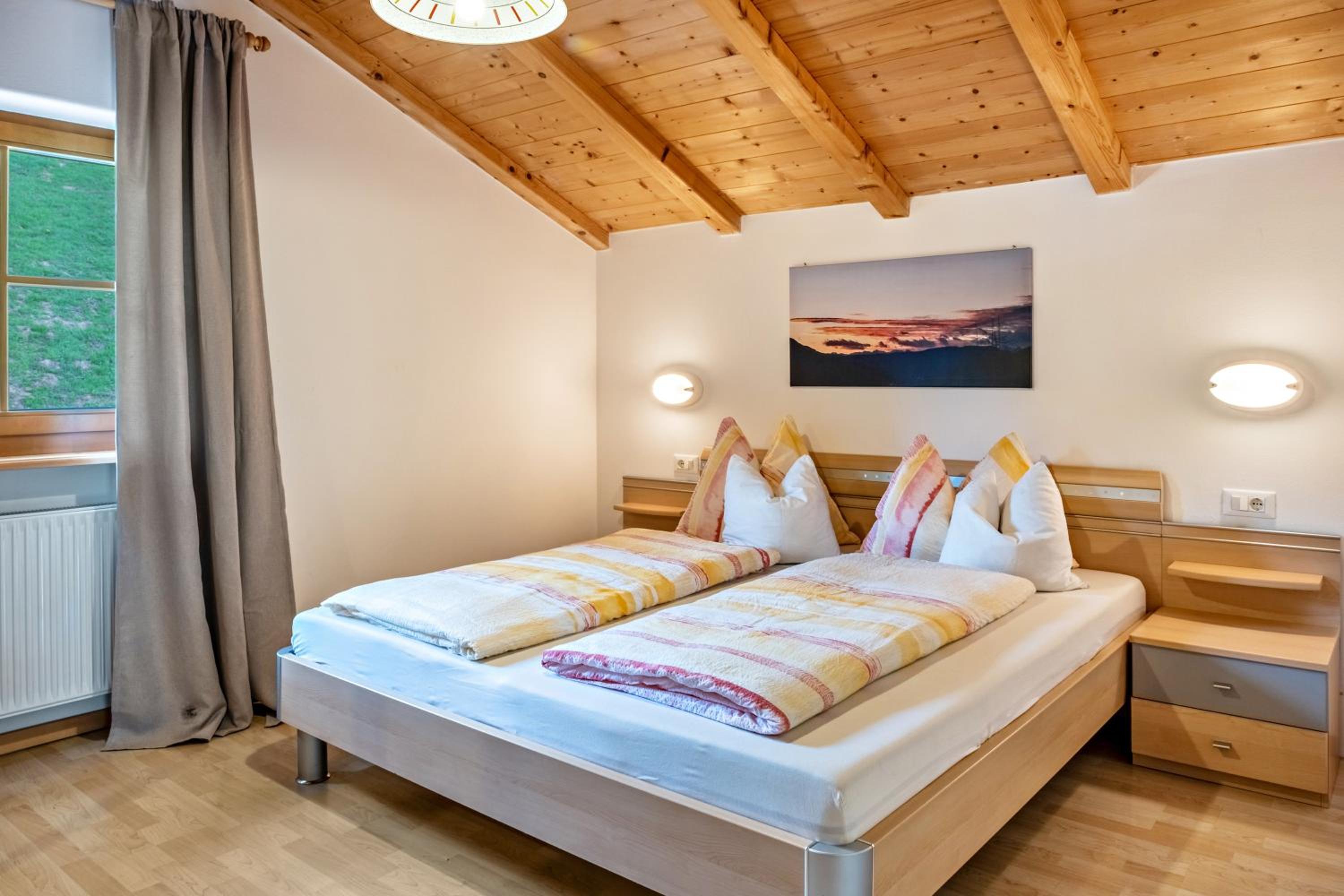 Superior One-Bedroom Apartment with Balcony