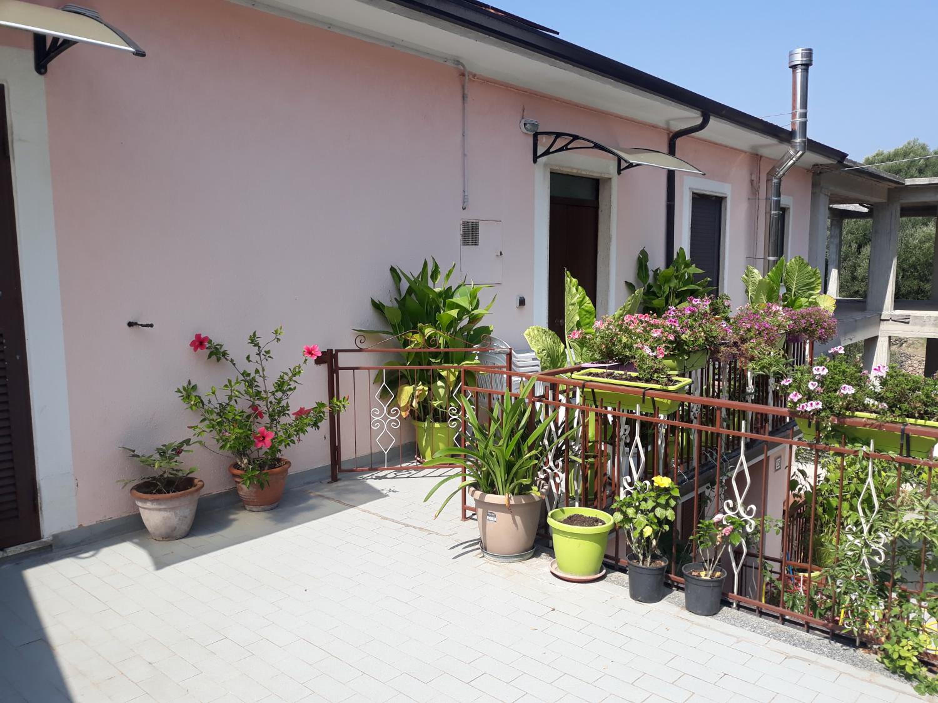 Two-Bedroom House photo 2