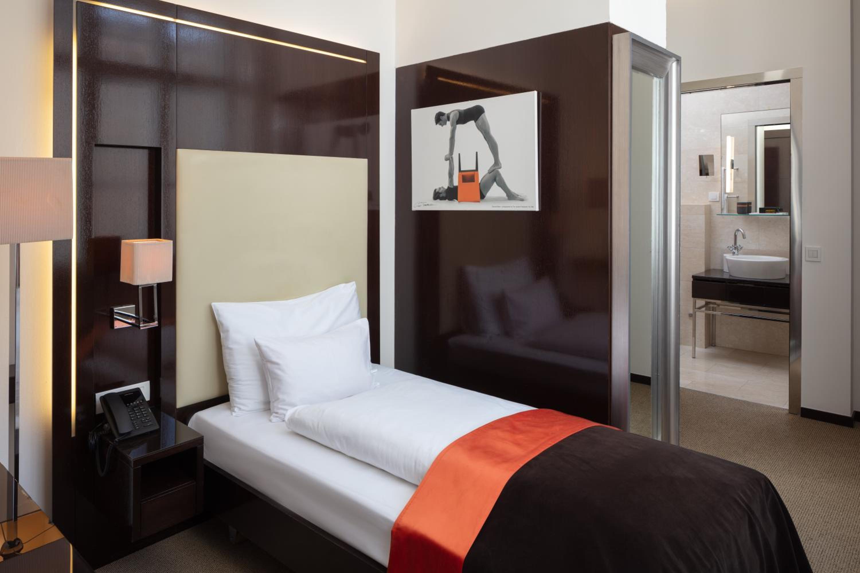 Superior Single Room photo 3