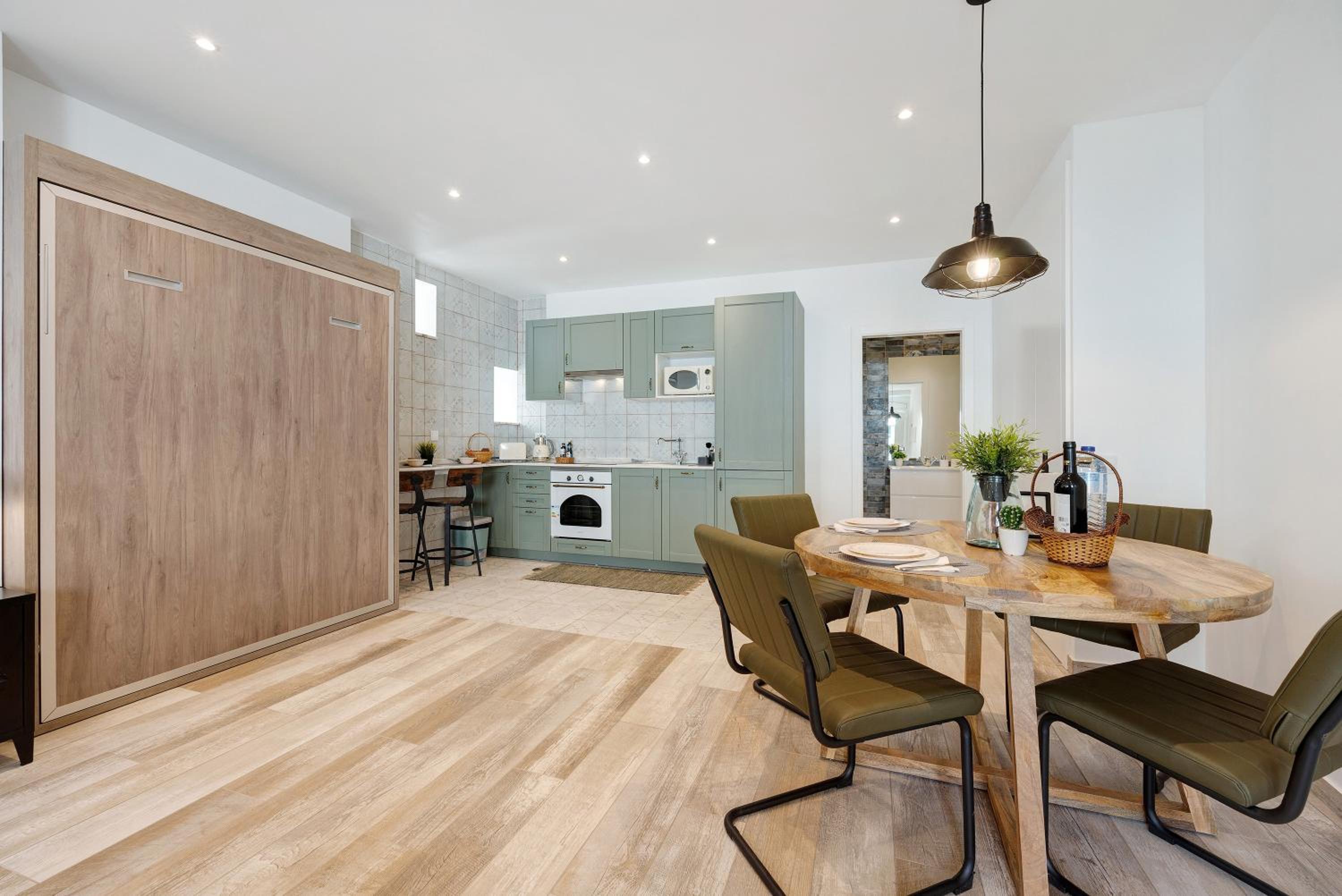 Superior Apartment with City View photo 2