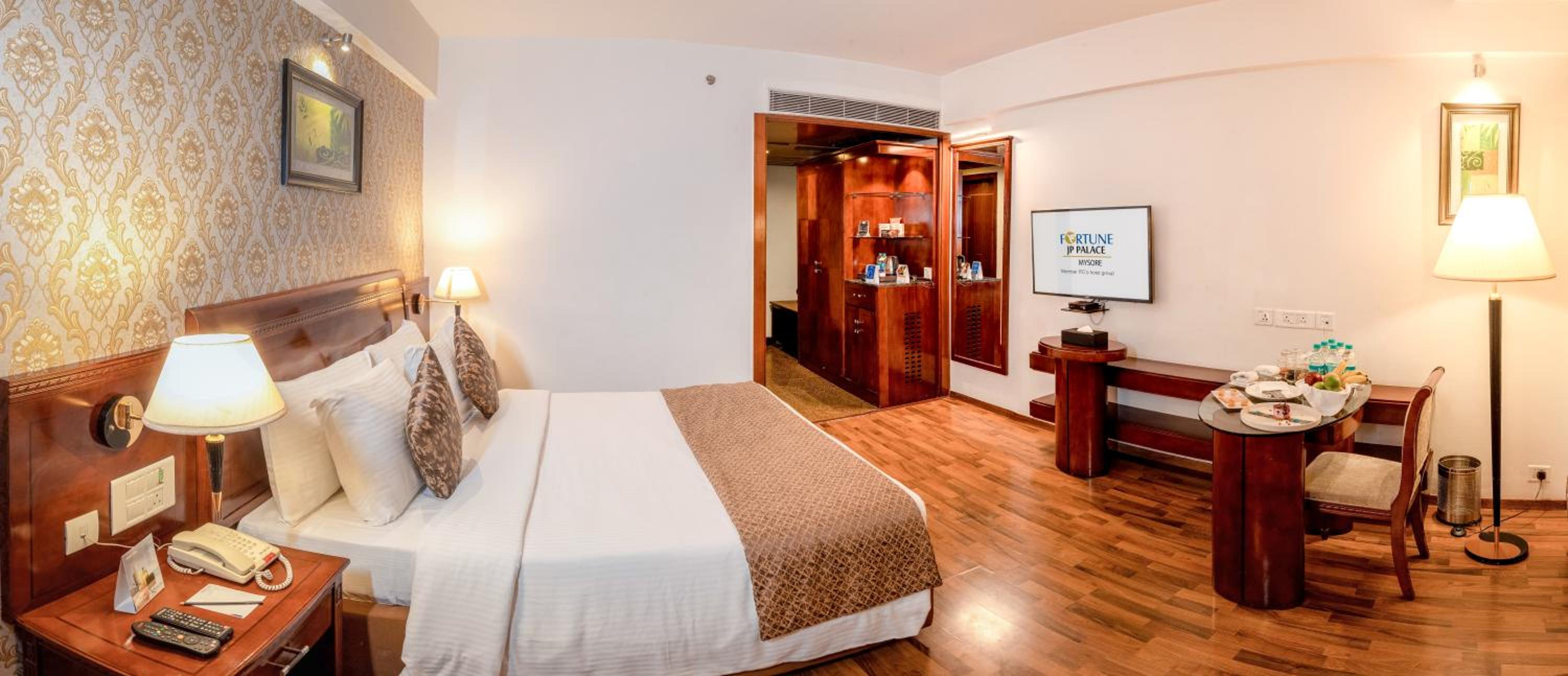 Deluxe Double or Twin Room - Photo 4