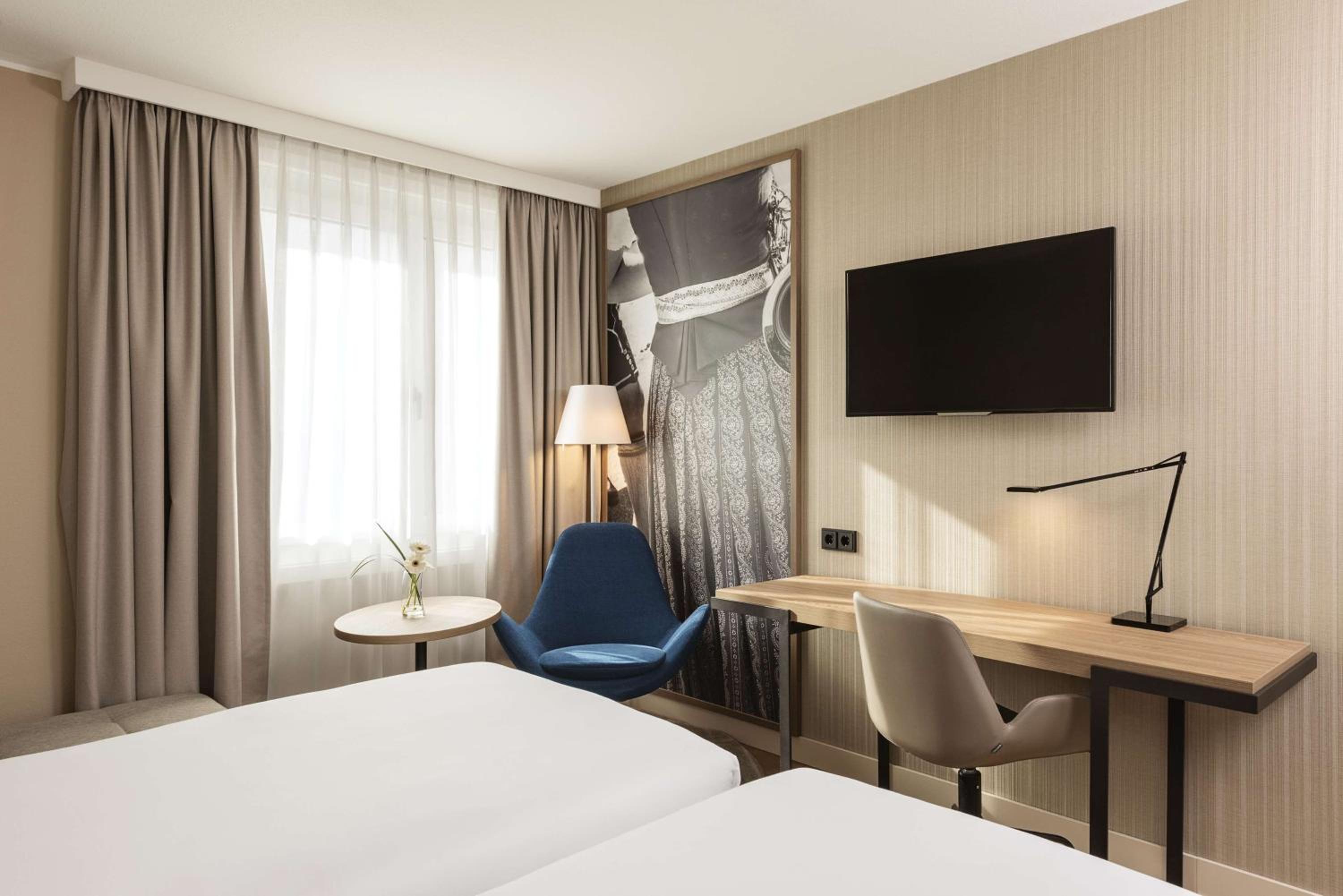 Standard Double Or Twin Room - Park, Sleep And Fly 15