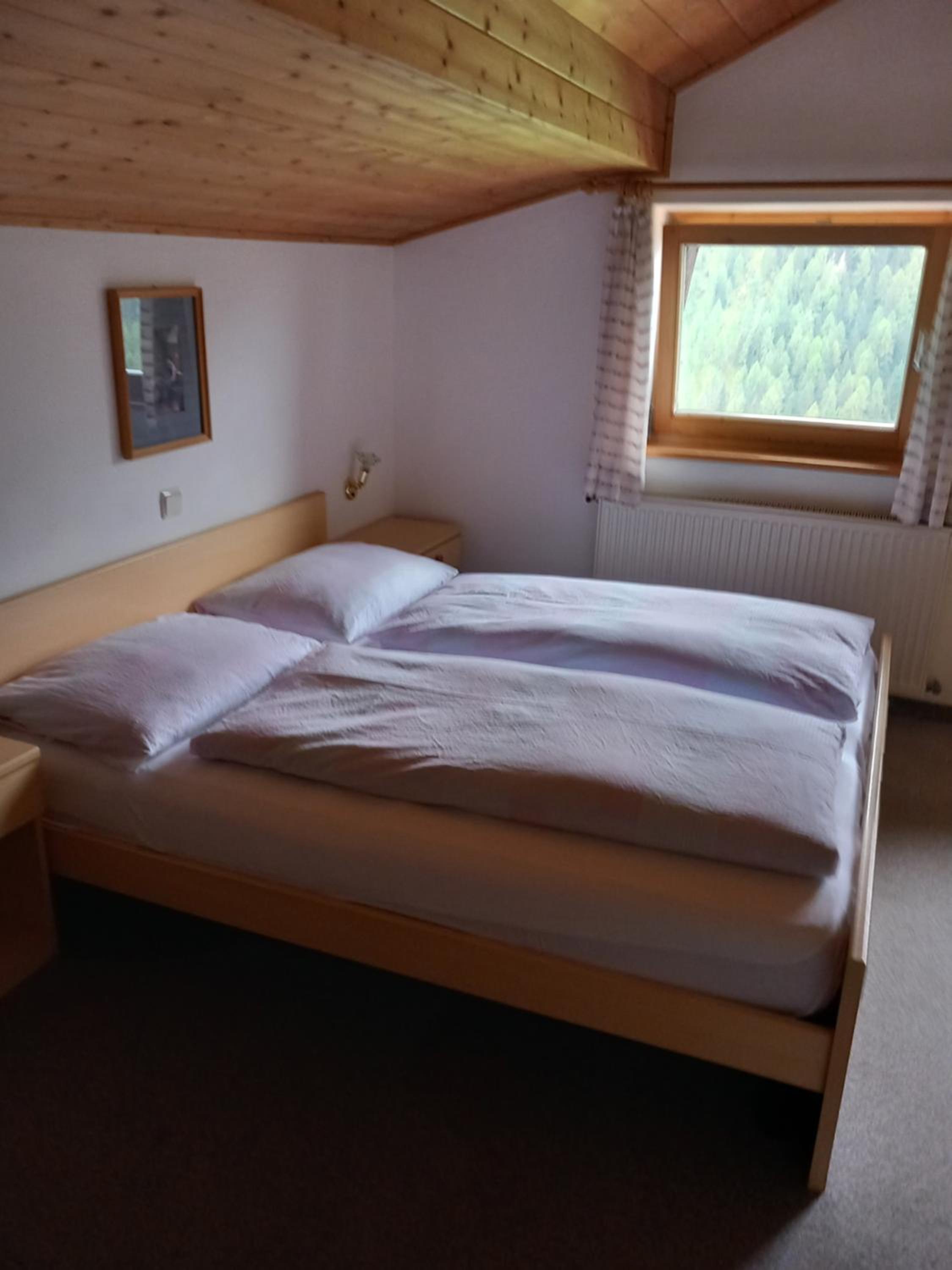 Economy Double Room - Photo 2