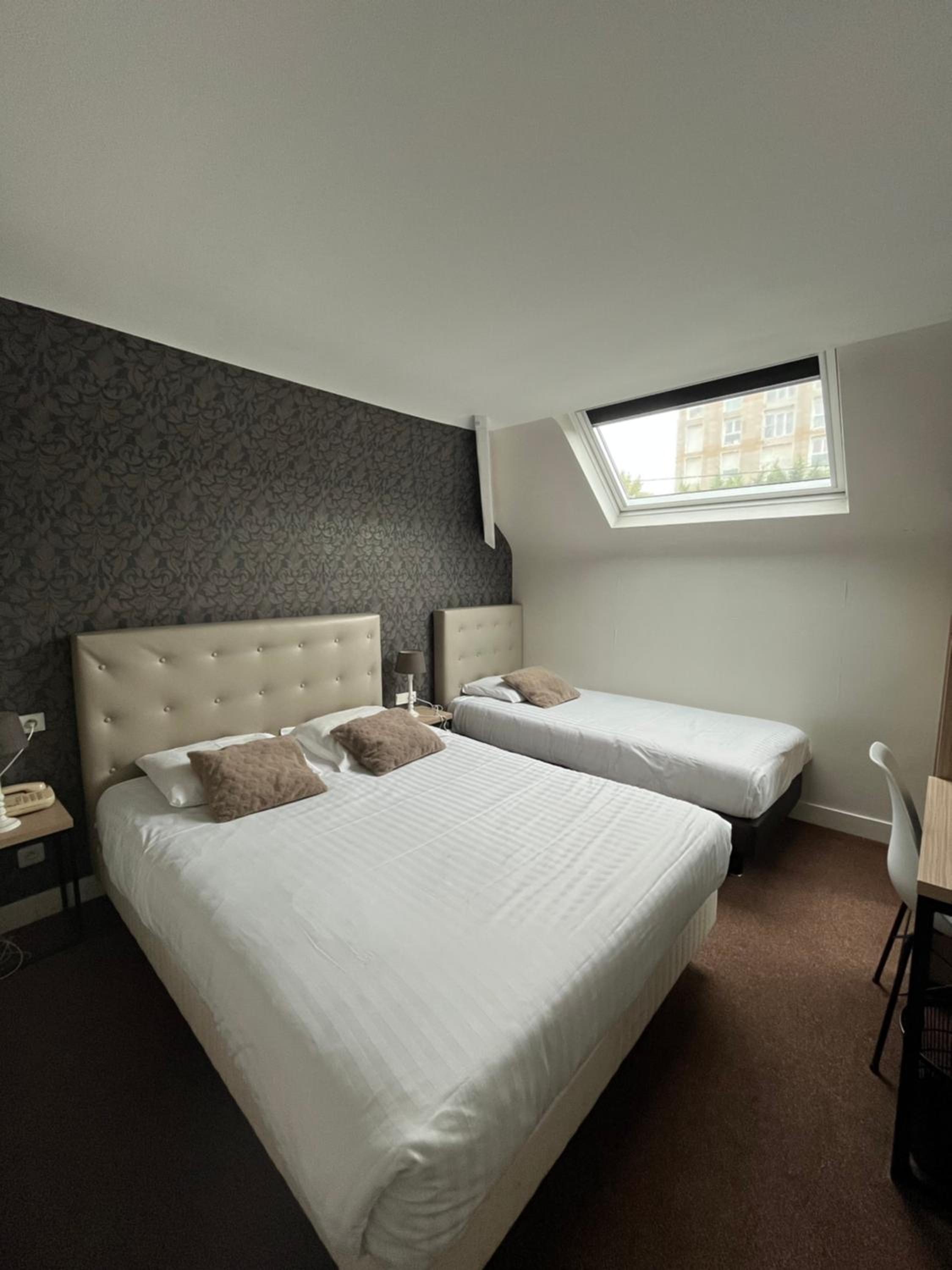 Standard Triple Room - Photo 1