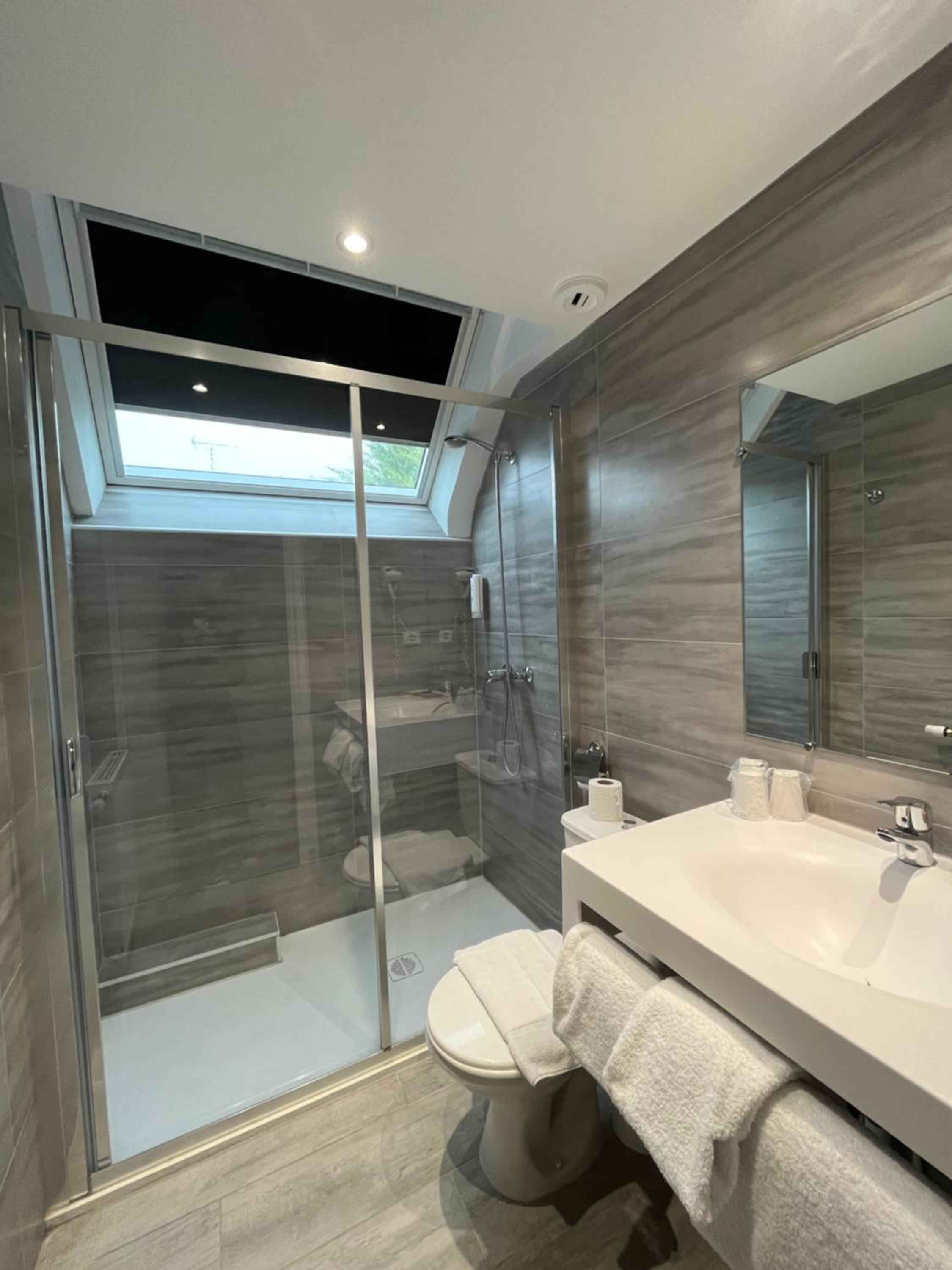 Standard Triple Room - Photo 5
