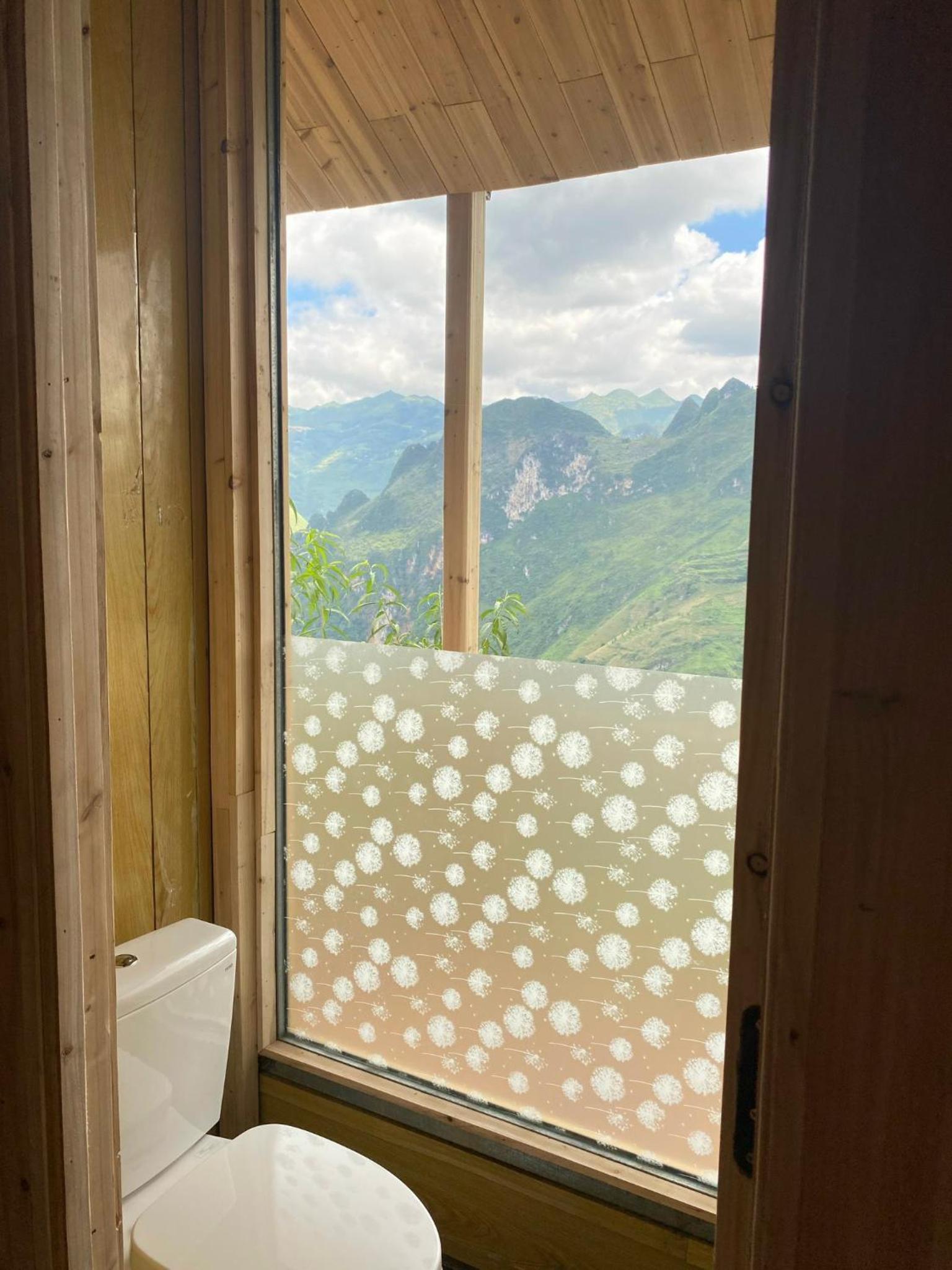 Deluxe Double or Twin Room with Balcony photo 2