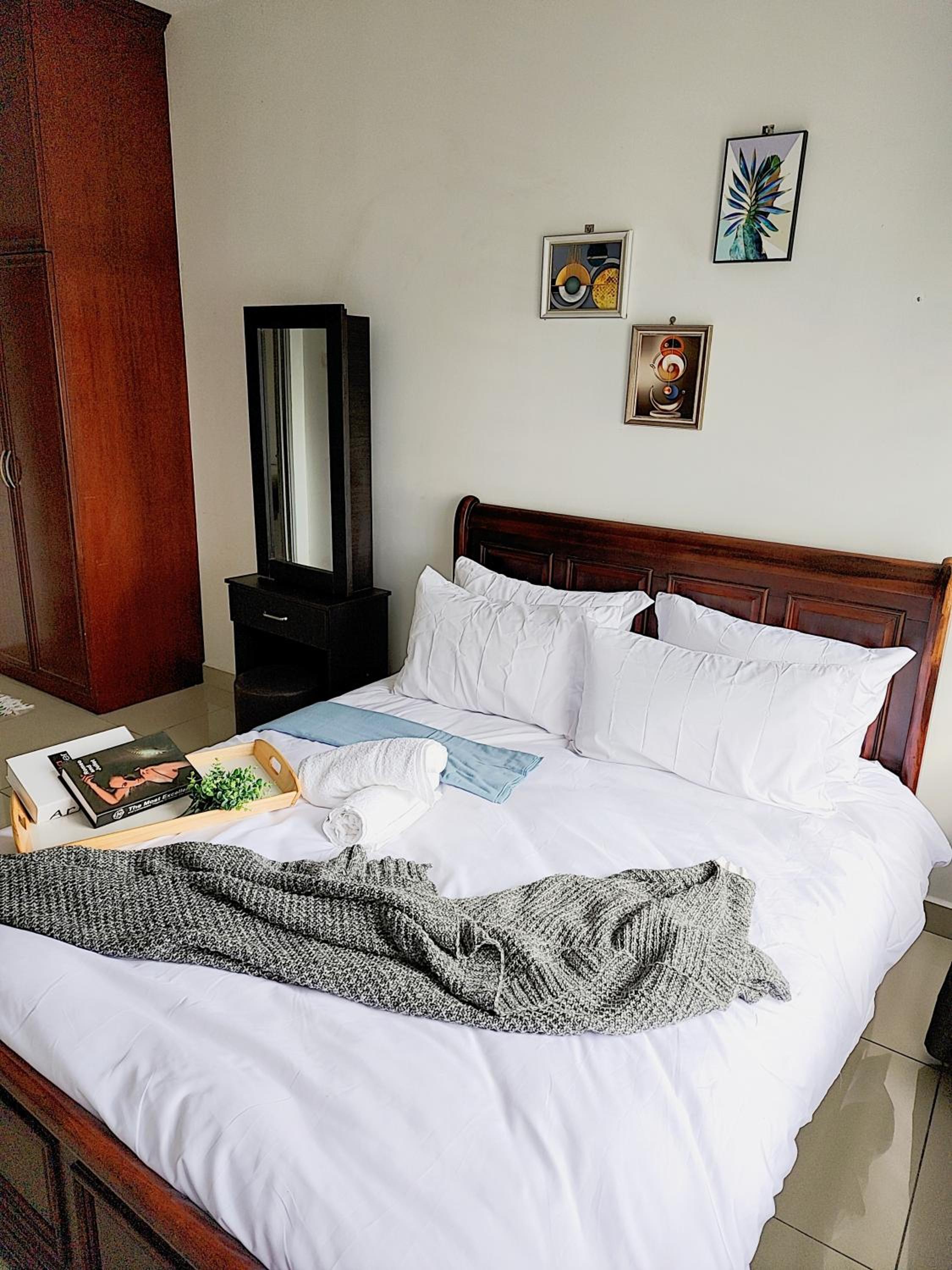 Apartment with Terrace photo 3