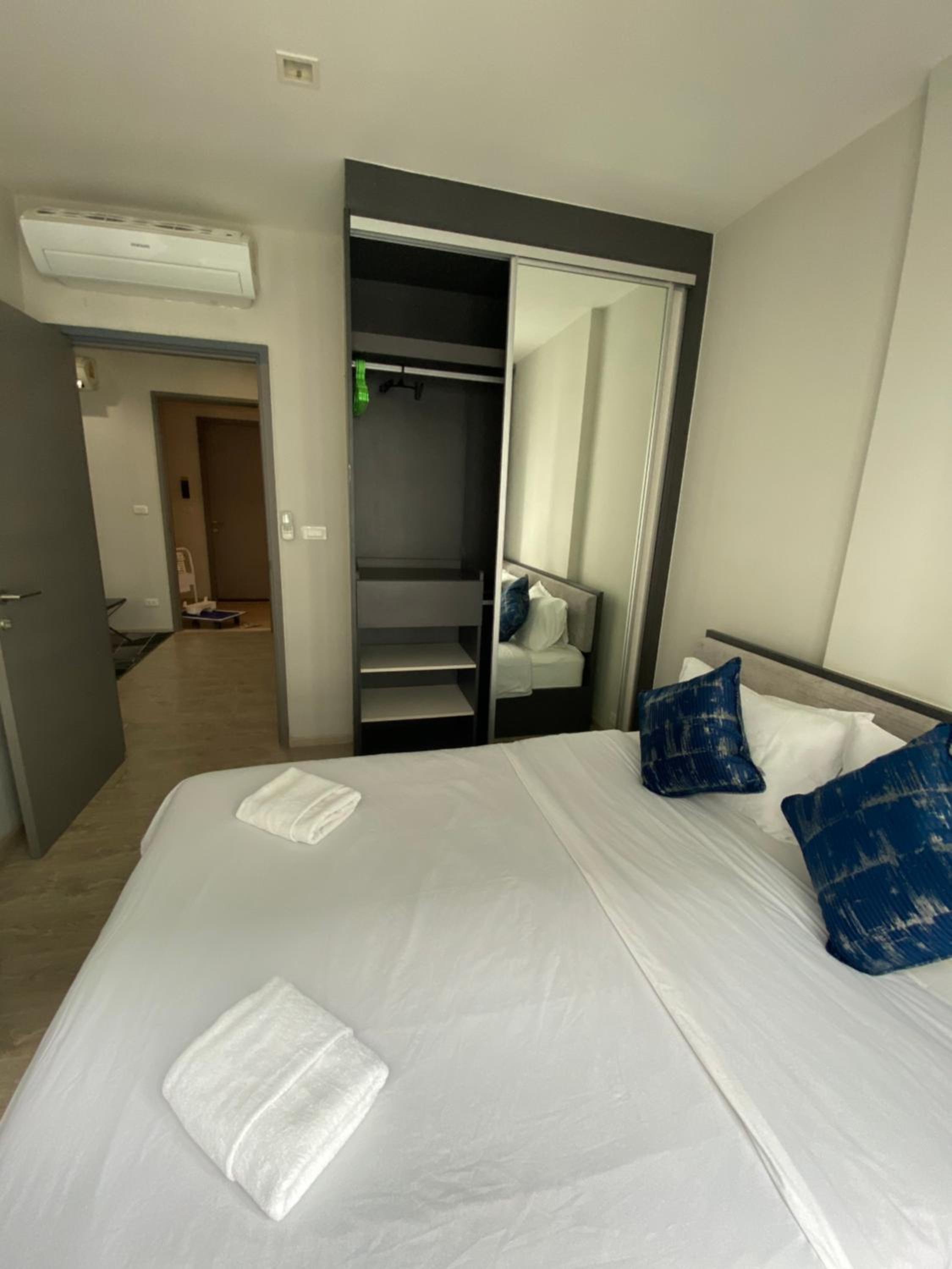 One-Bedroom Apartment - Photo 34