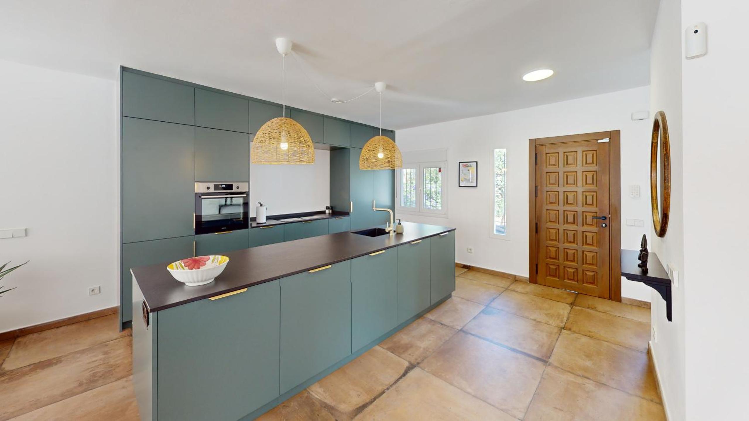 Villa photo 2