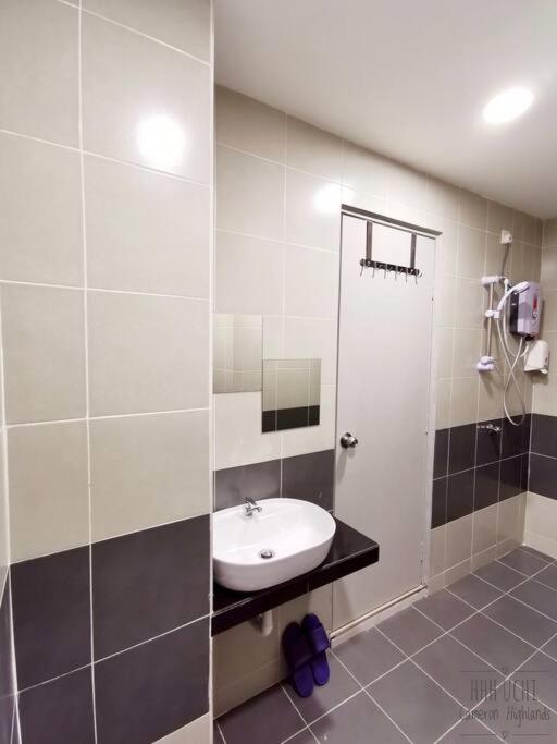 One-Bedroom House photo 2