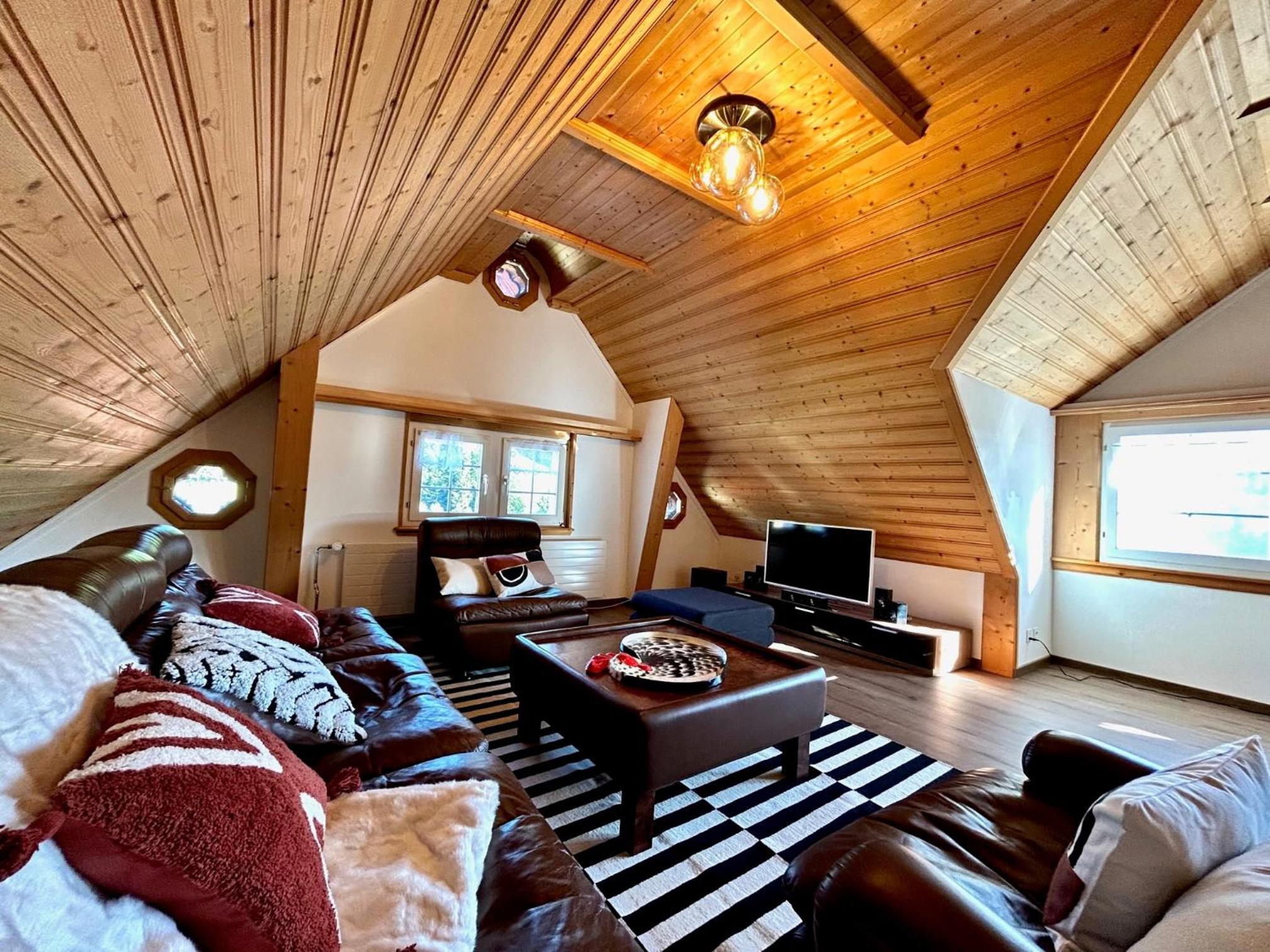 Maisonette photo 1