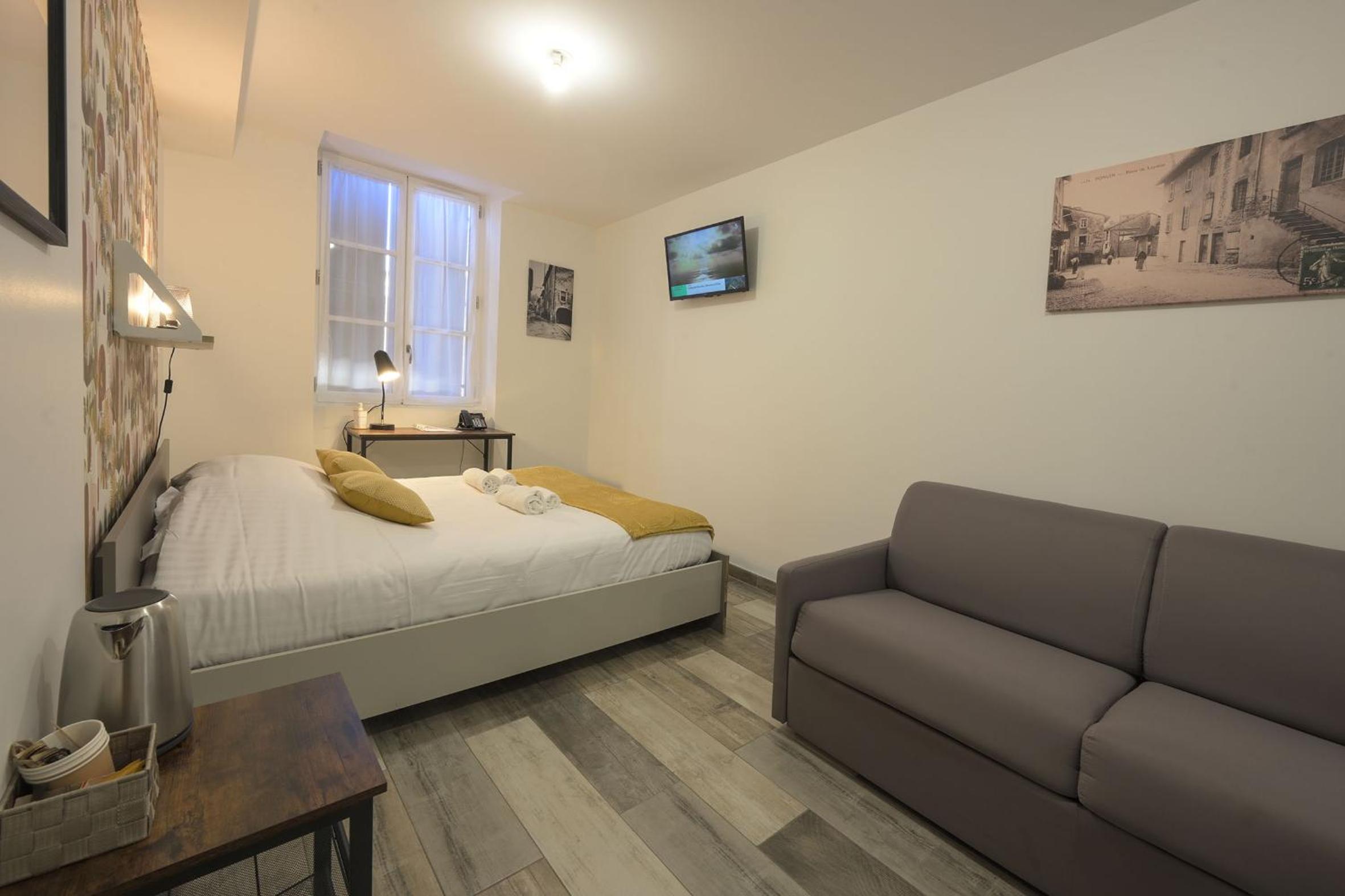 Double Room photo 3