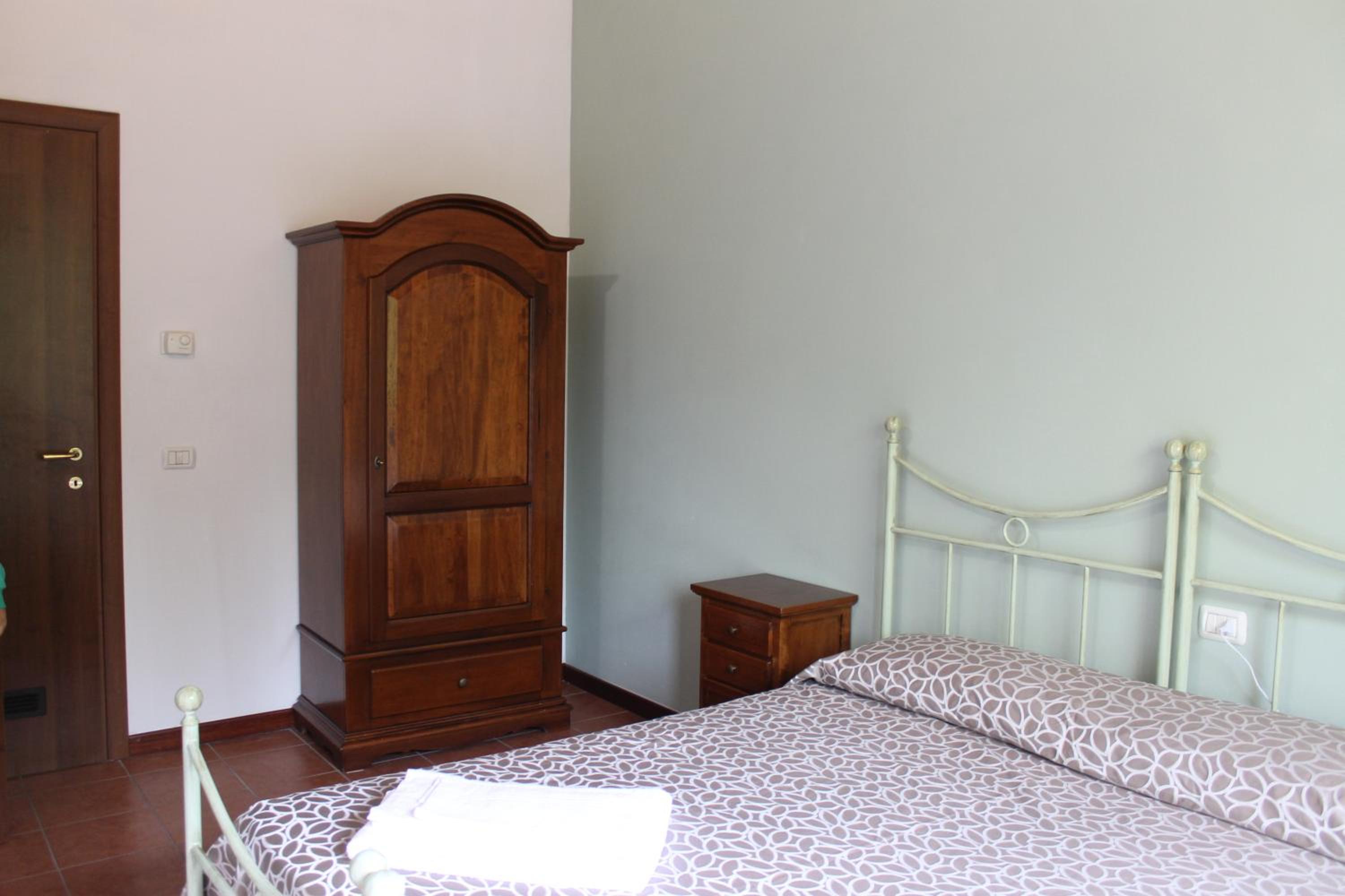 Standard Double Room photo 2