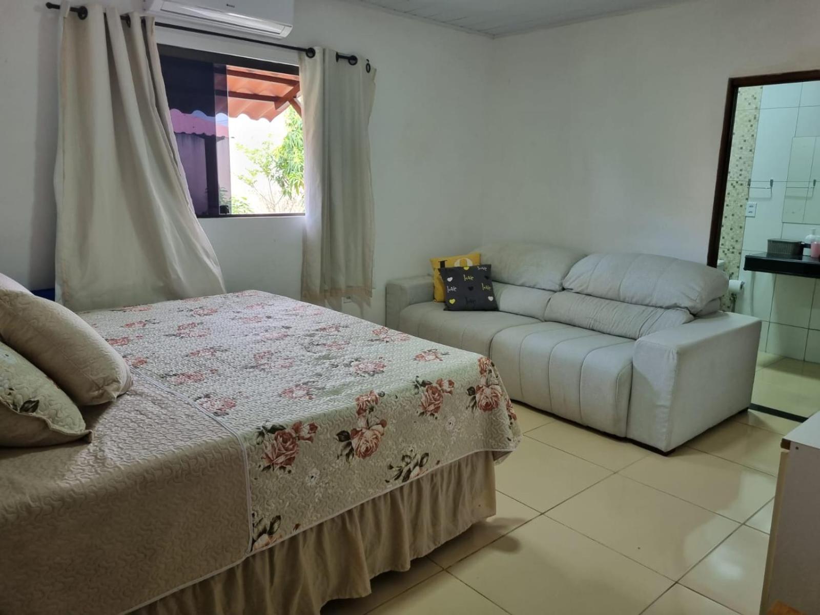 One-Bedroom House photo 1