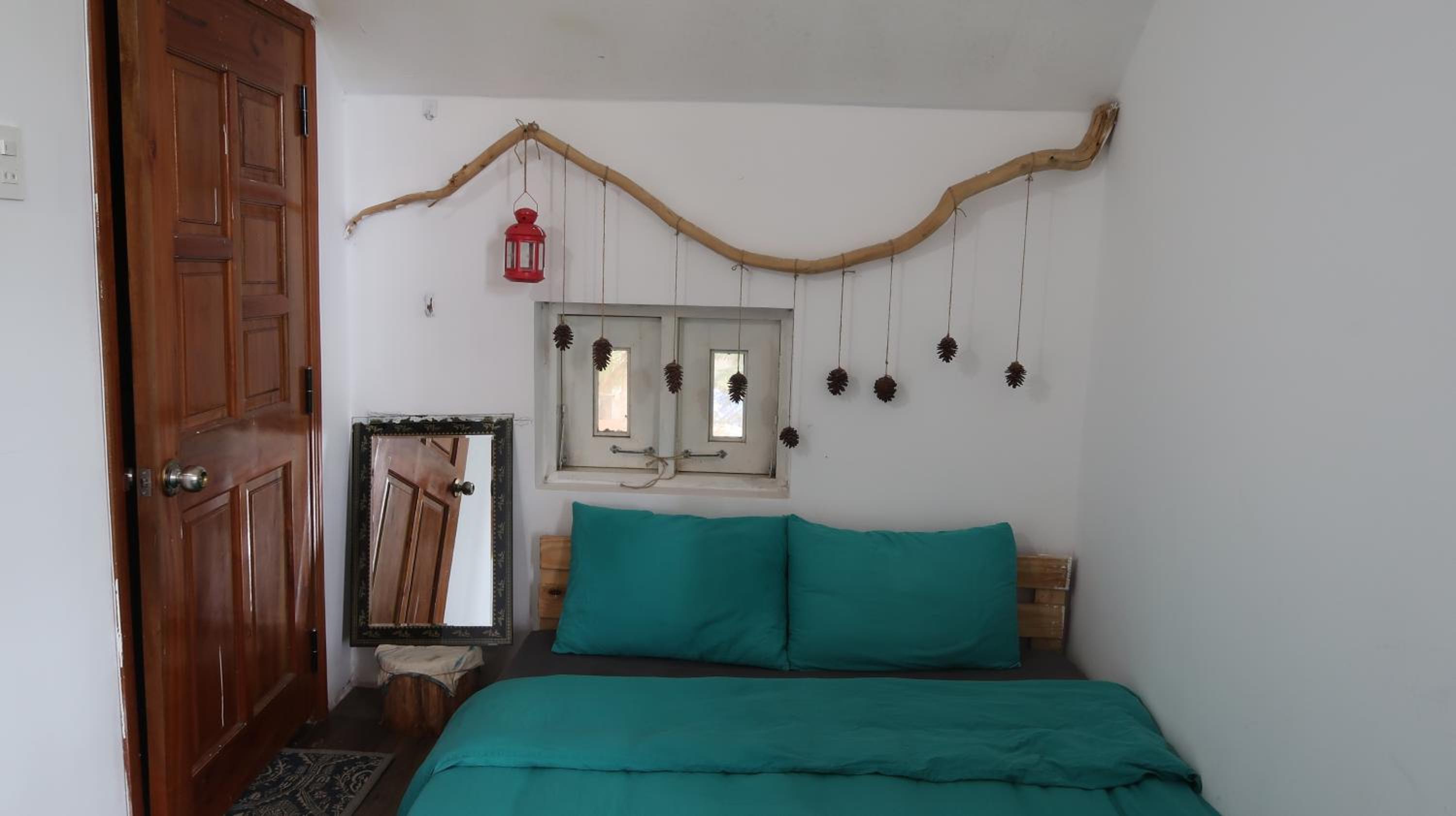 Queen Room with Balcony photo 2