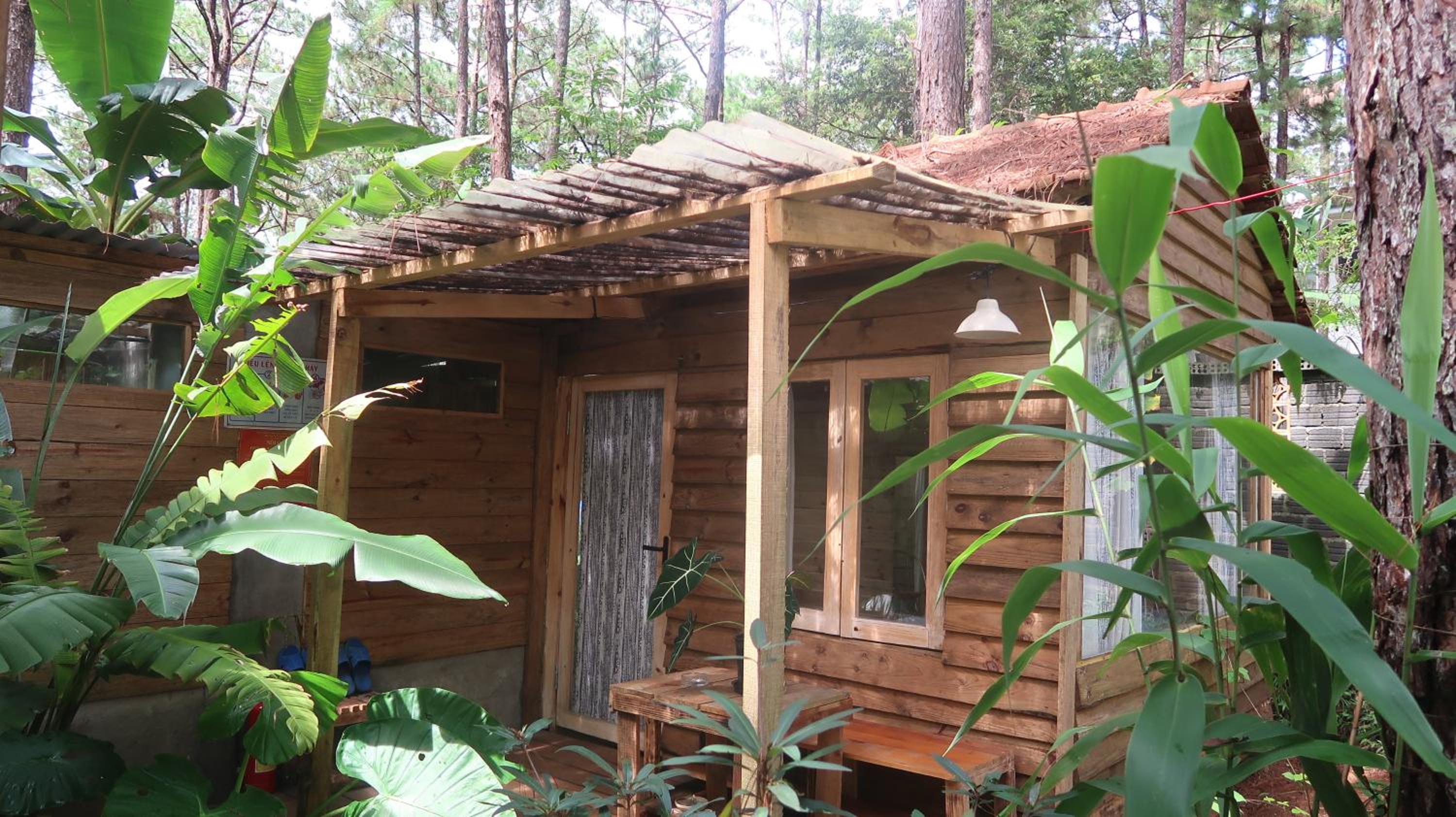 Deluxe Bungalow with Garden View photo 3