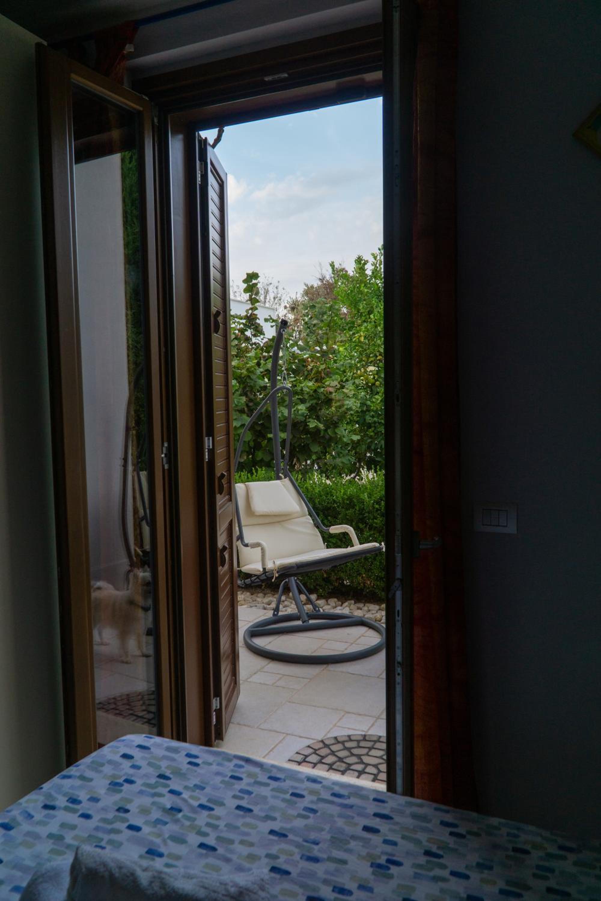 Villa with Garden View - Photo 44