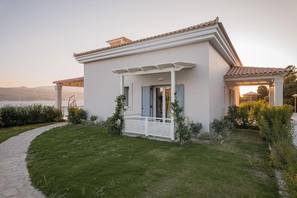 Villa photo 3
