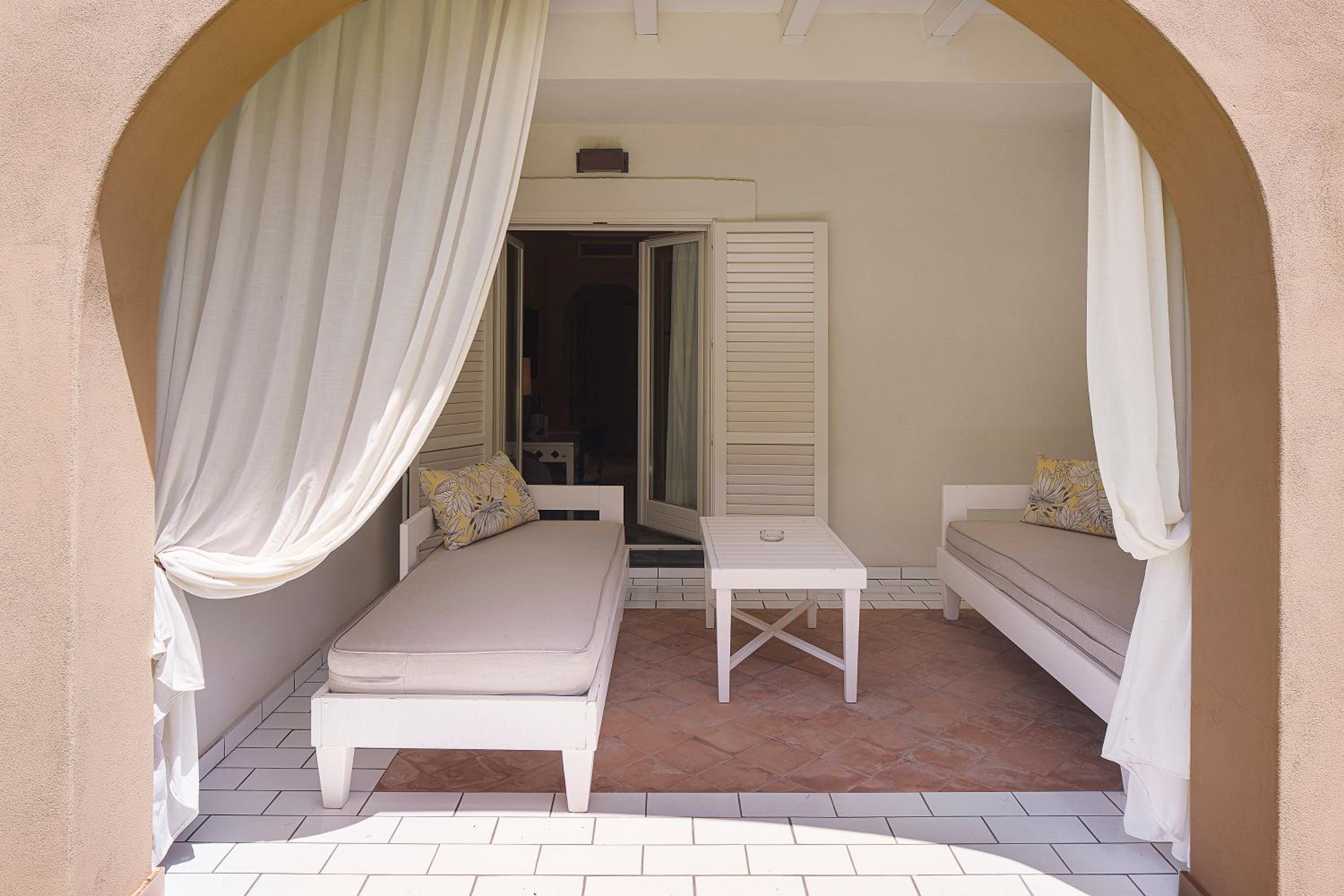 Superior Double or Twin Room with Terrace Garden View - Photo 2