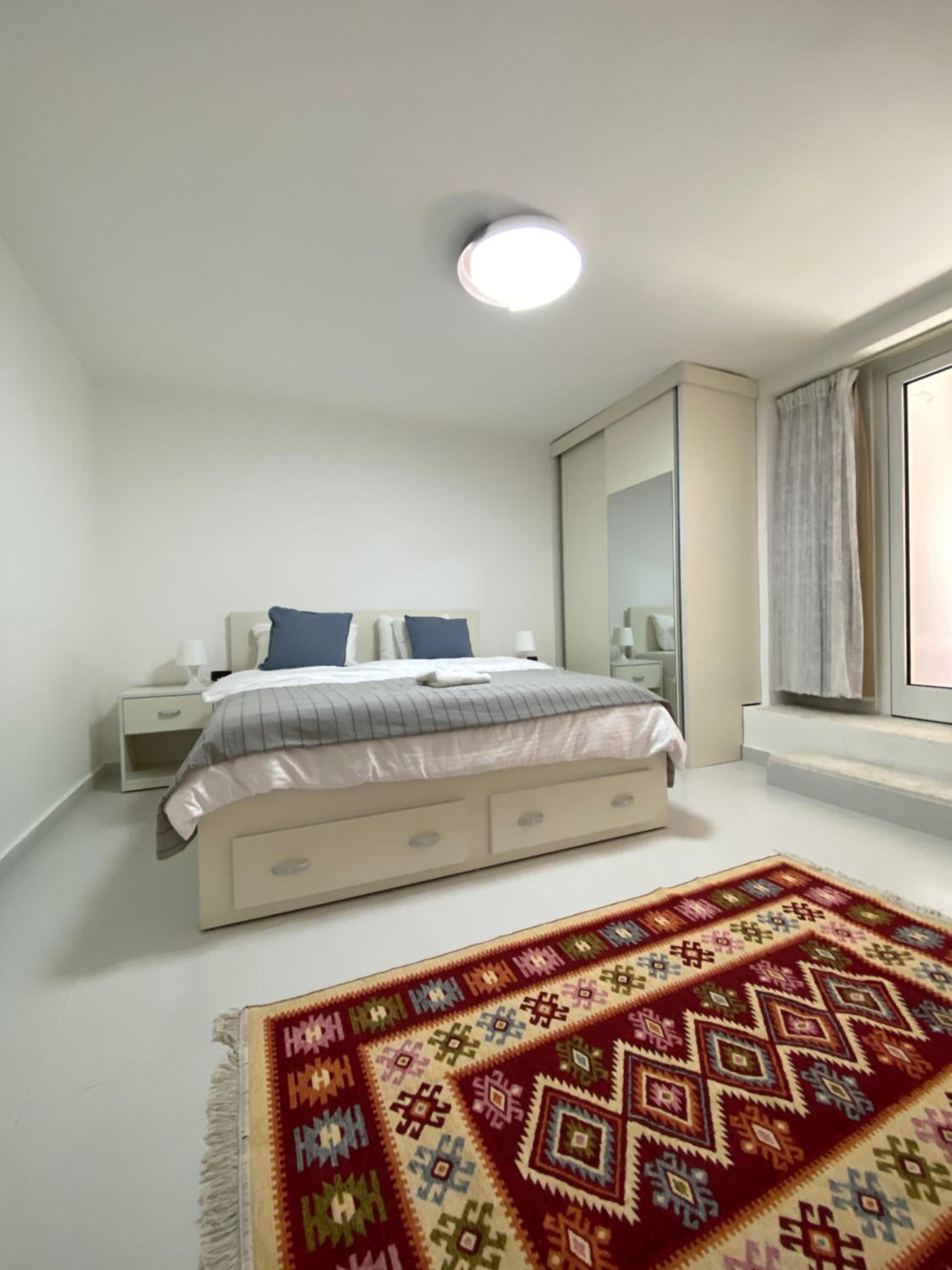 Studio Apartment - Photo 10