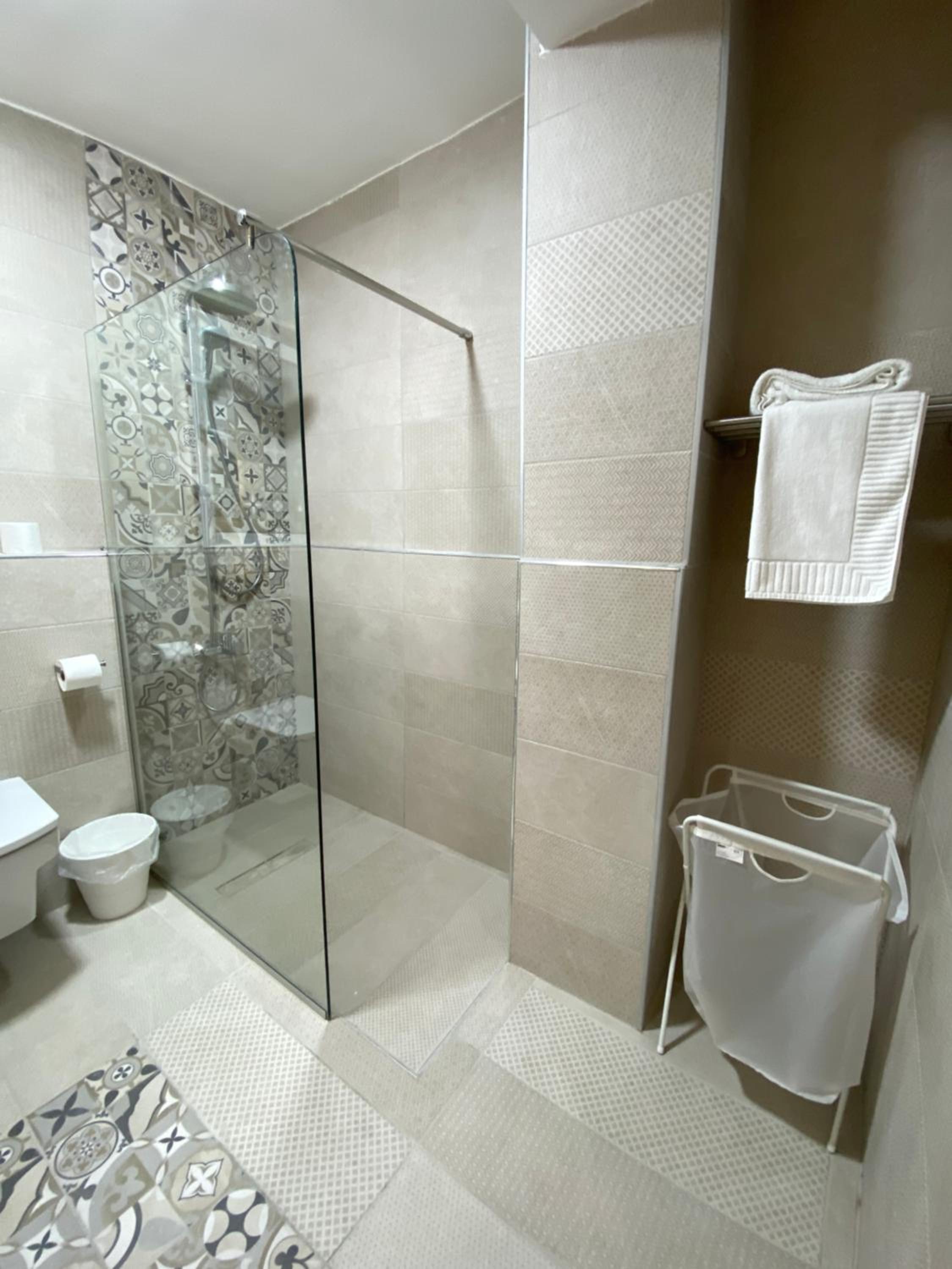 Studio Apartment - Photo 3