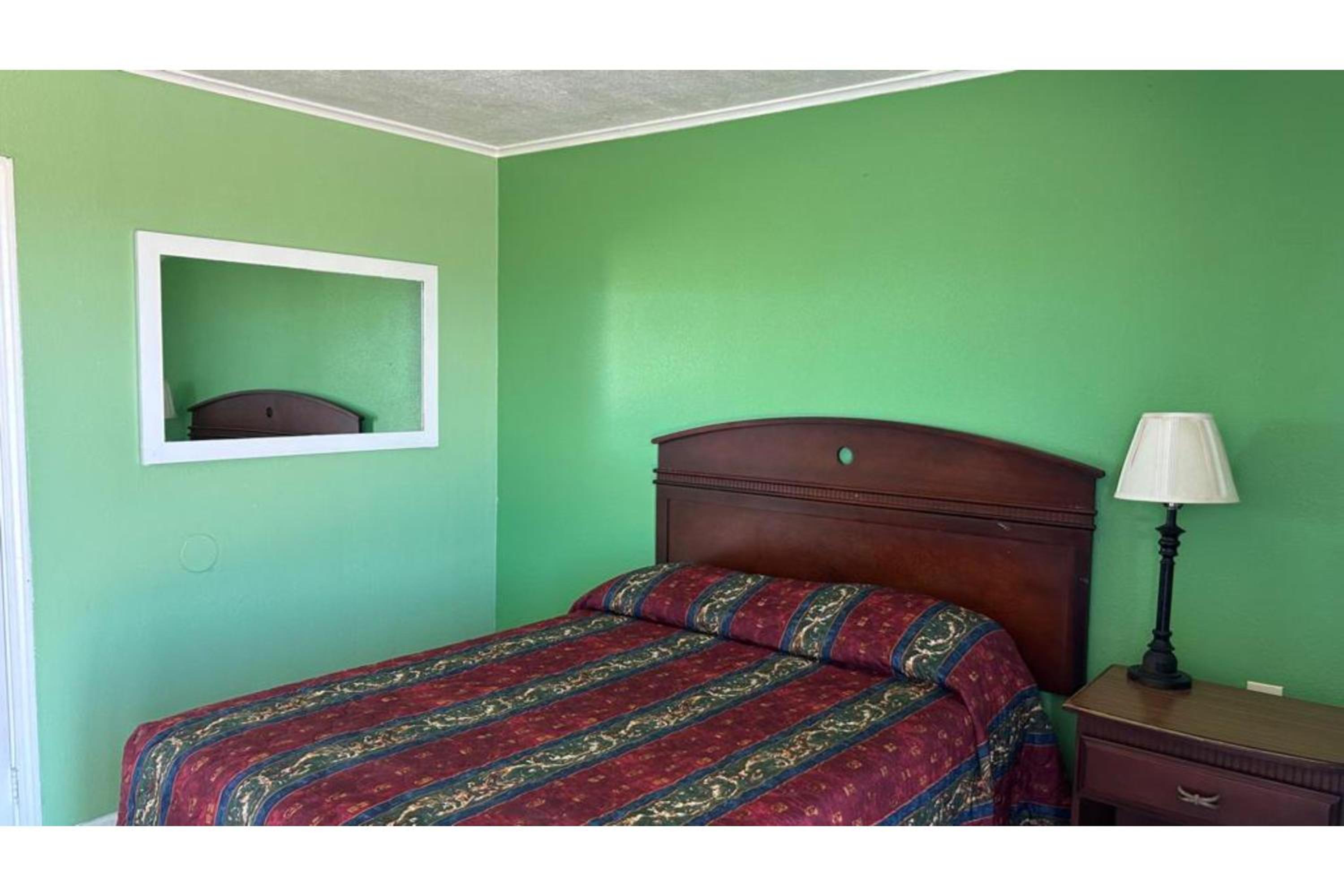 Full Bed - Photo 2