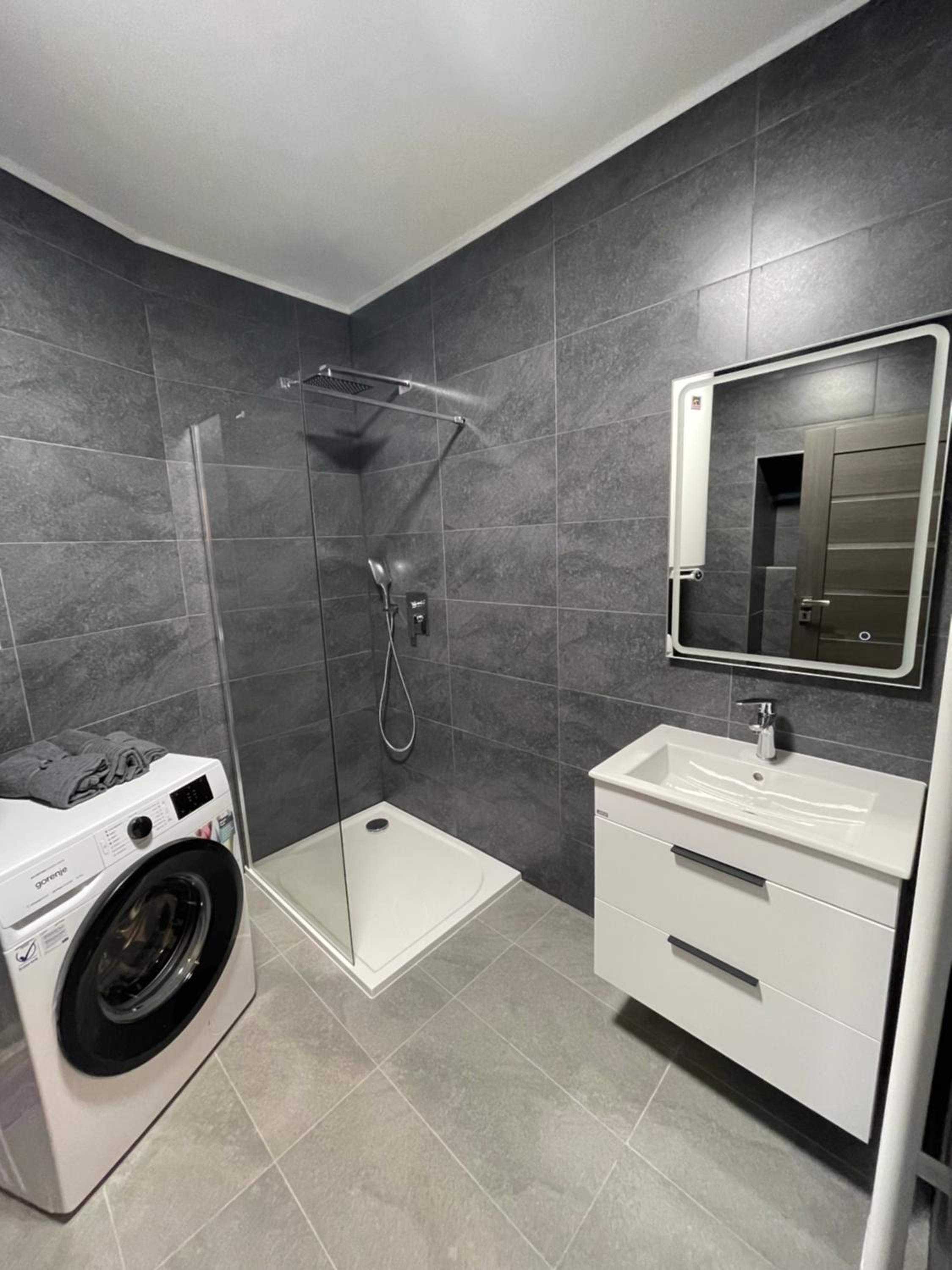 Quadruple Room - Photo 3